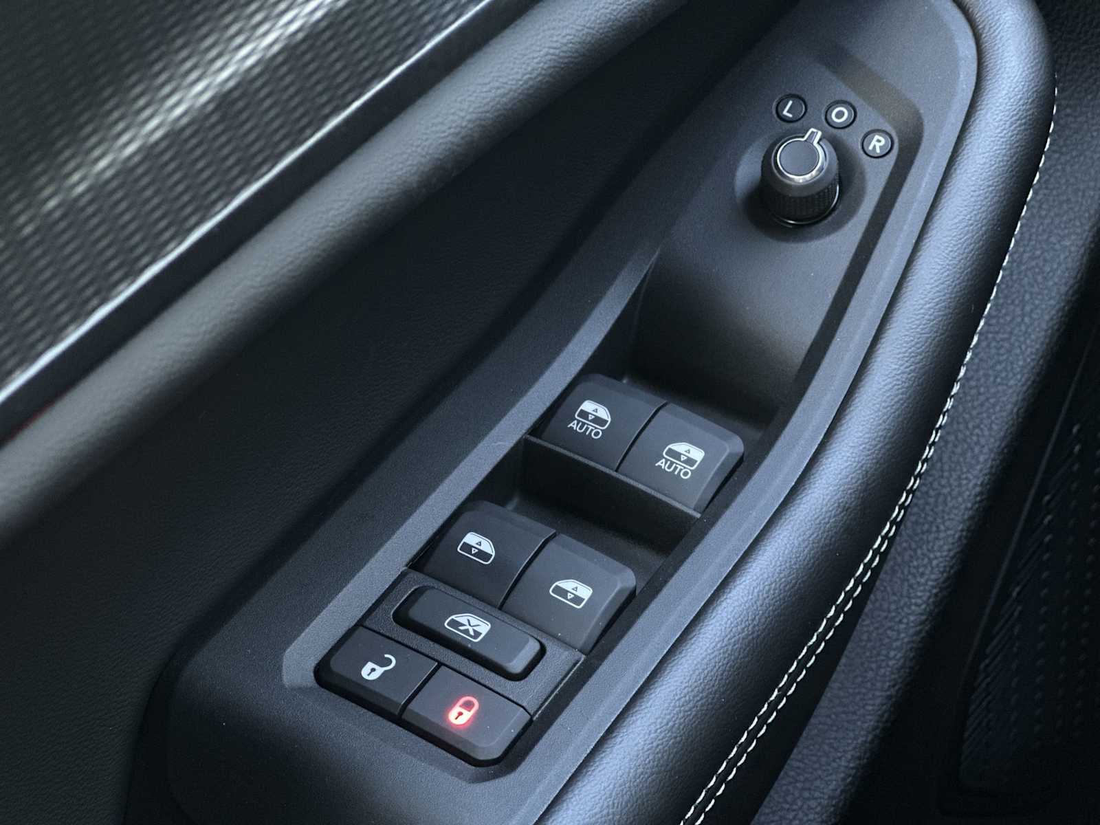 Thumbnail: 2025 Jeep Grand Cherokee - 15