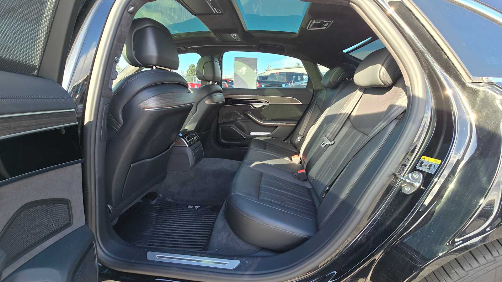 Thumbnail: 2020 Audi A8 - 12