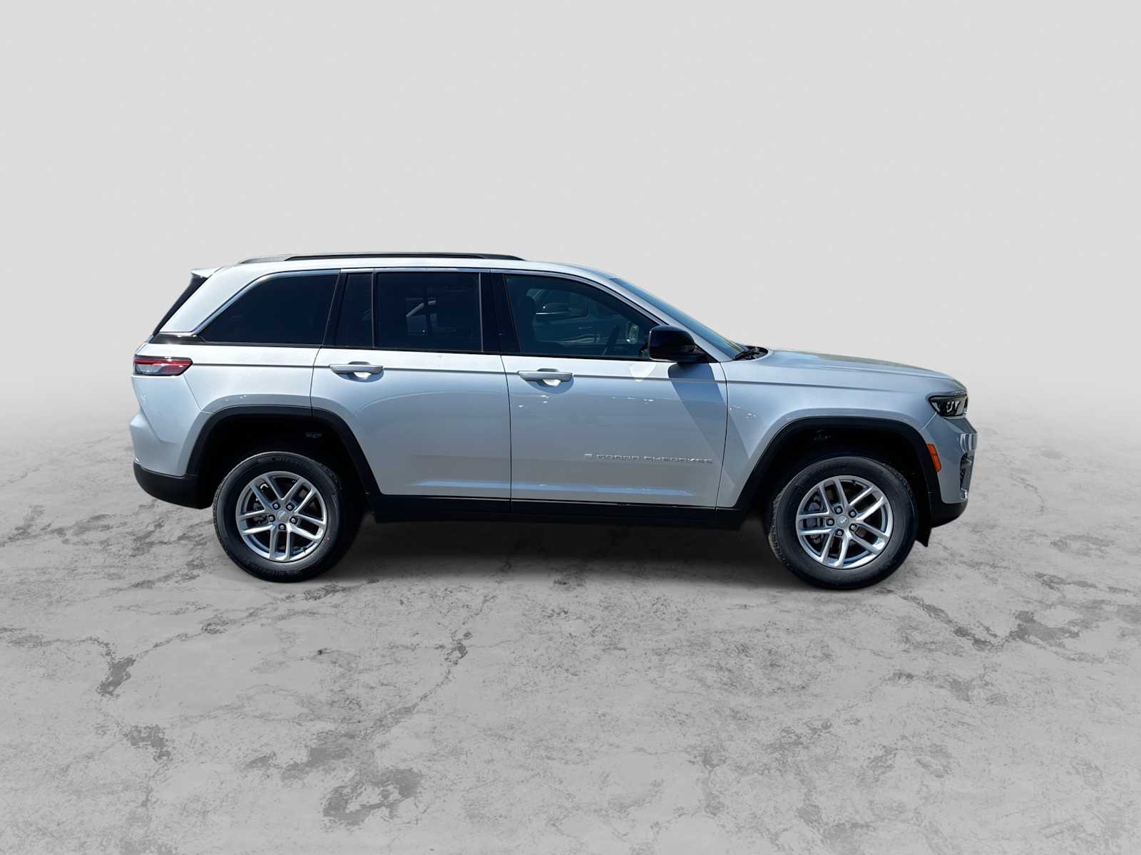 Thumbnail: 2026 Jeep Grand Cherokee - 9