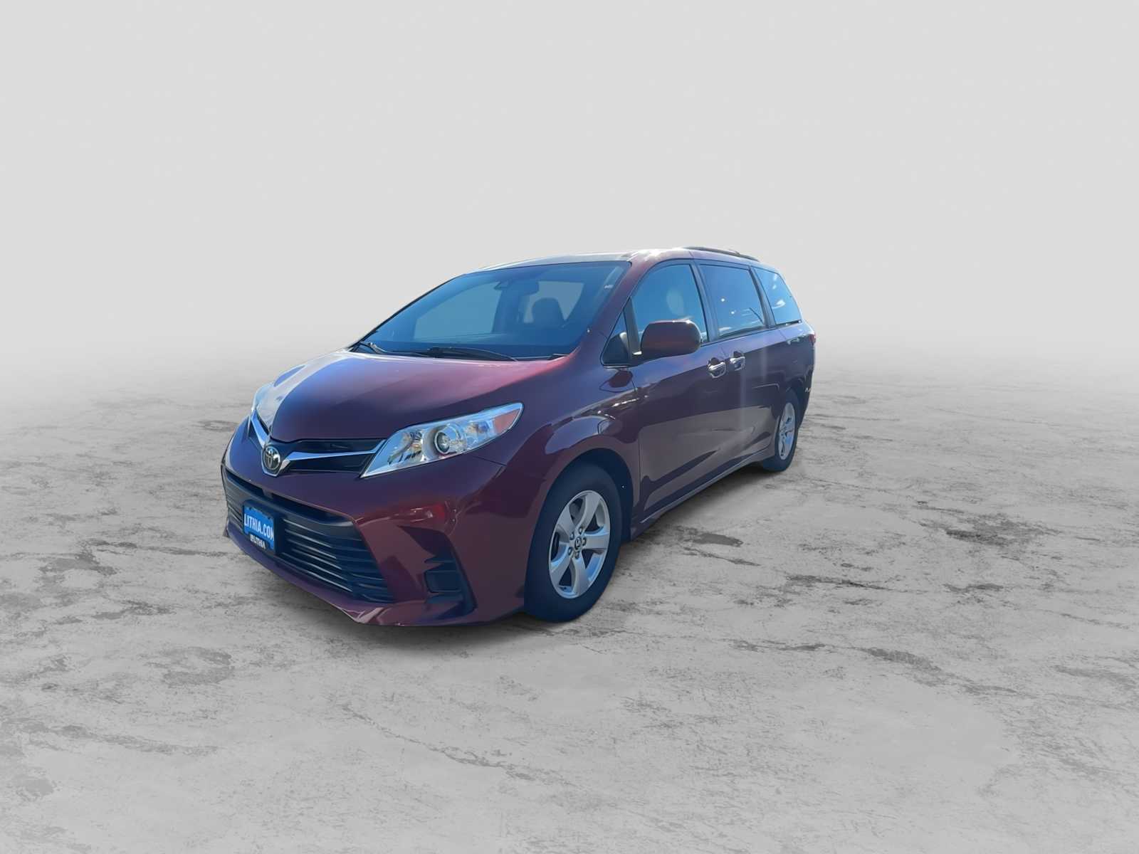 2020 Toyota Sienna LE photo 4