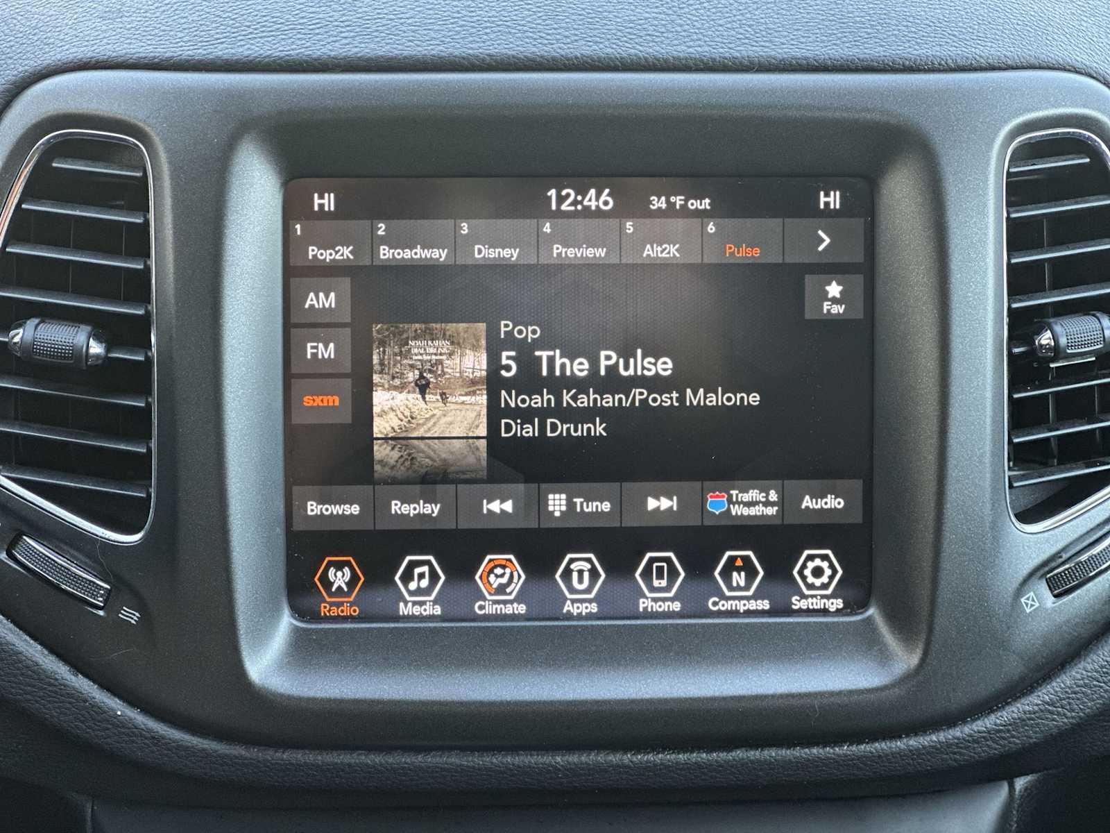 Thumbnail: 2019 Jeep Compass - 12