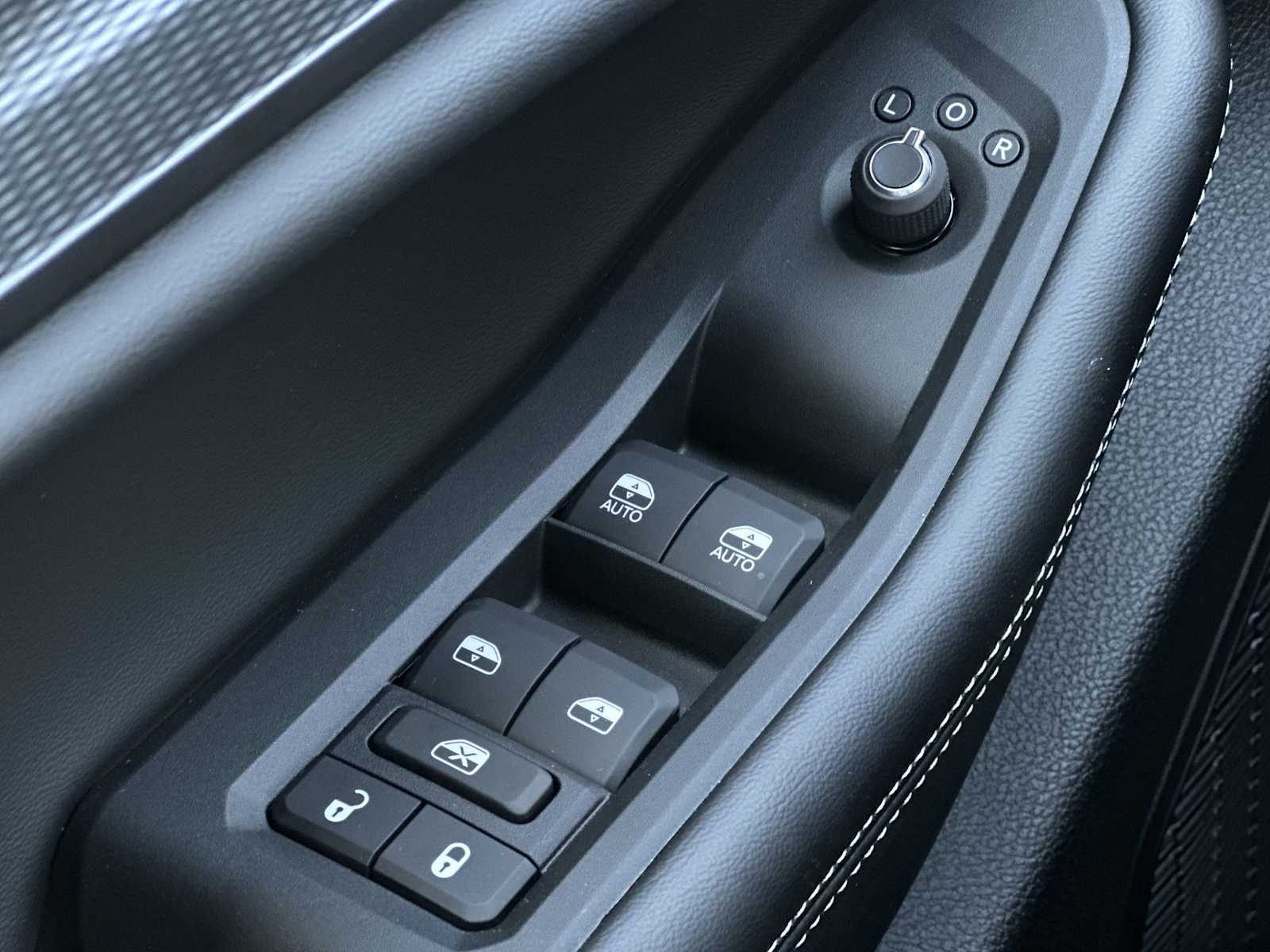 Thumbnail: 2025 Jeep Grand Cherokee - 15