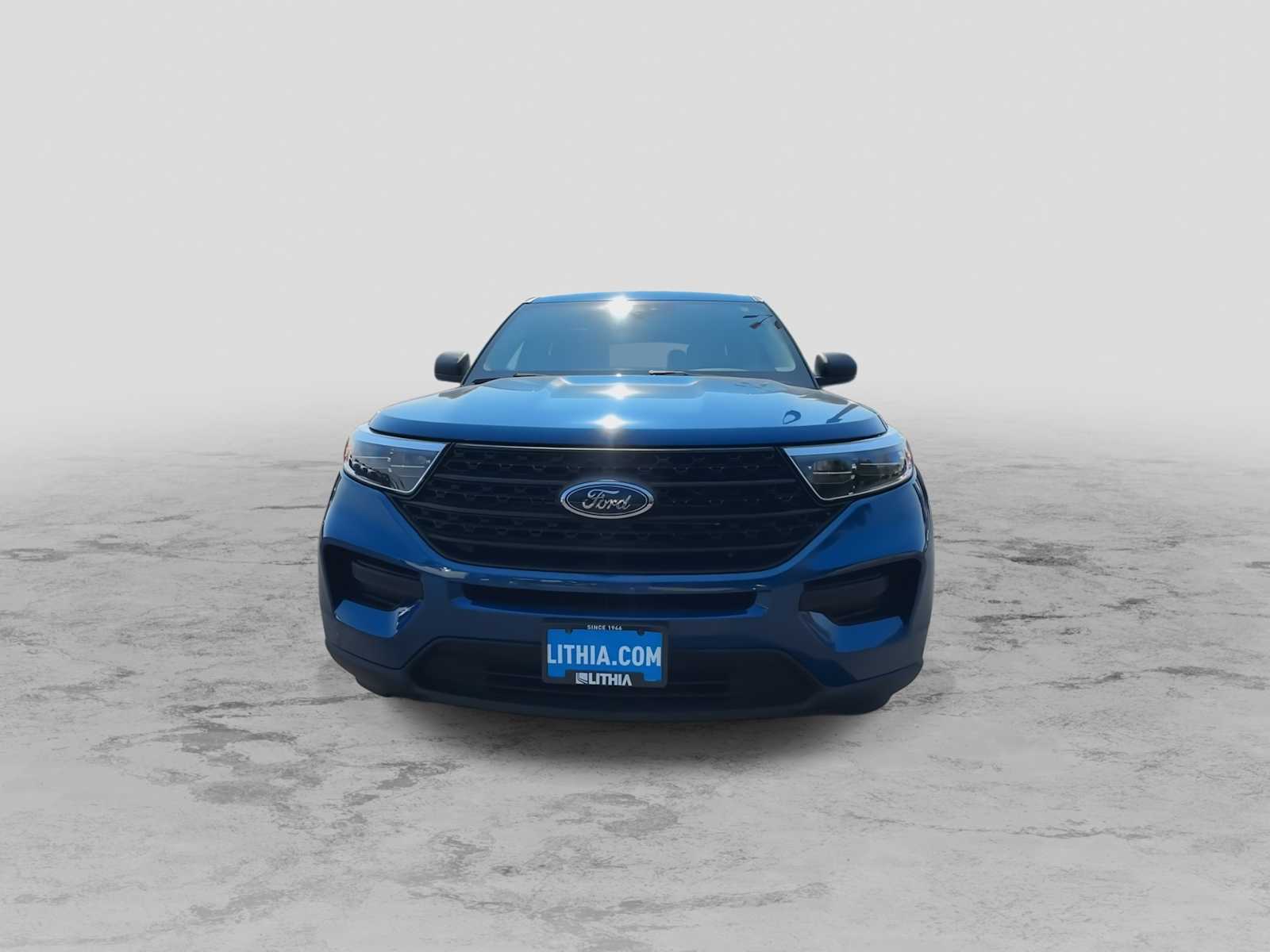 2022 Ford Explorer Base photo 3