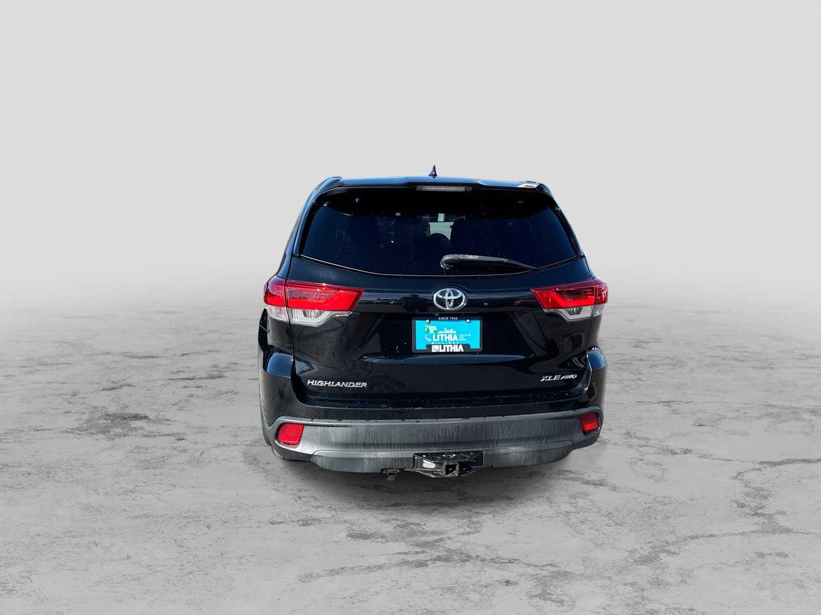 Thumbnail: 2019 Toyota Highlander - 7
