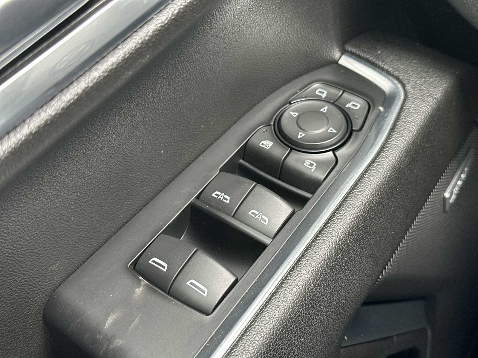 Thumbnail: 2023 GMC Sierra 1500 - 15