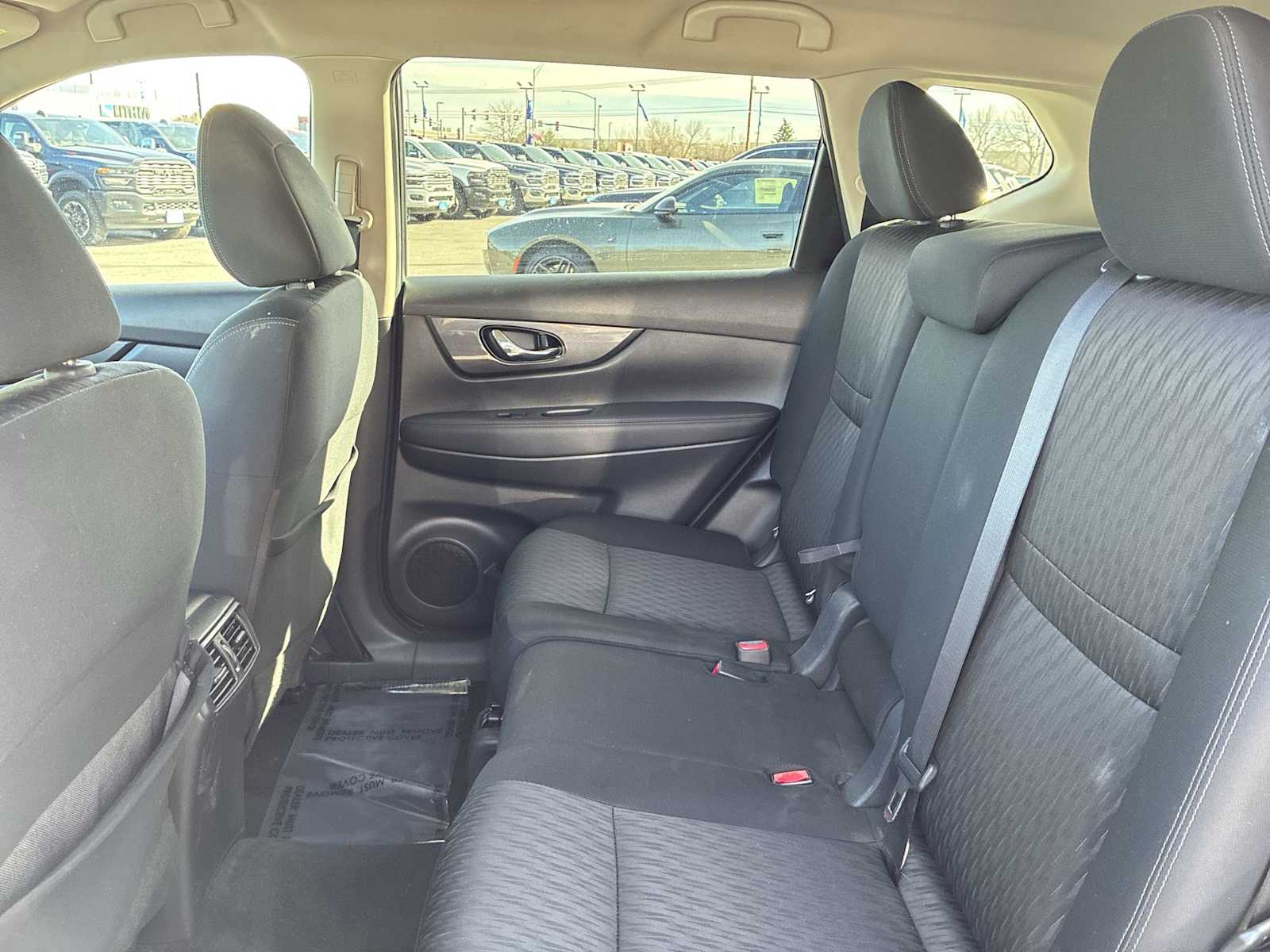 Thumbnail: 2017 Nissan Rogue - 23