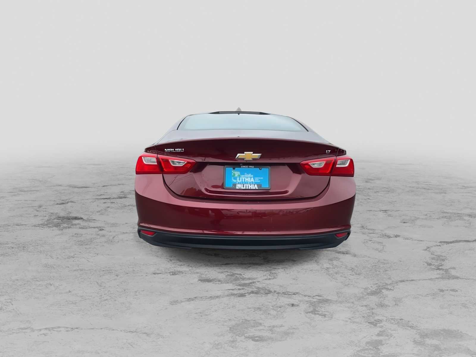 Thumbnail: 2016 Chevrolet Malibu - 7