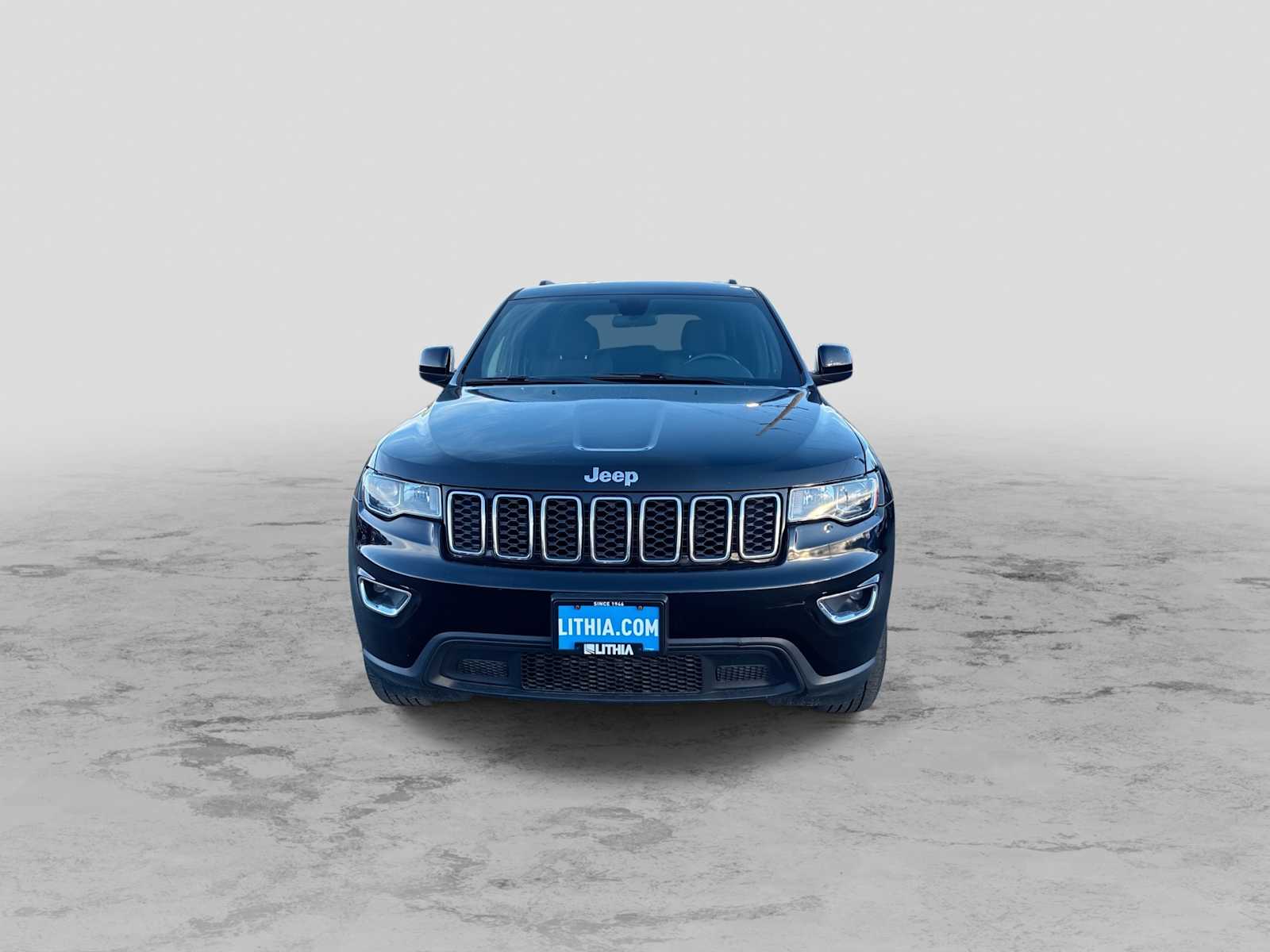 Thumbnail: 2018 Jeep Grand Cherokee - 3