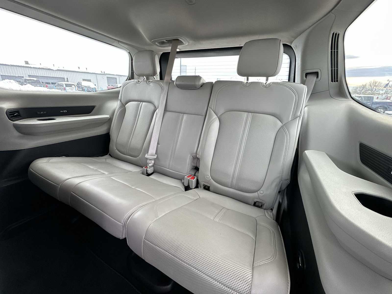 Thumbnail: 2023 Jeep Wagoneer - 24