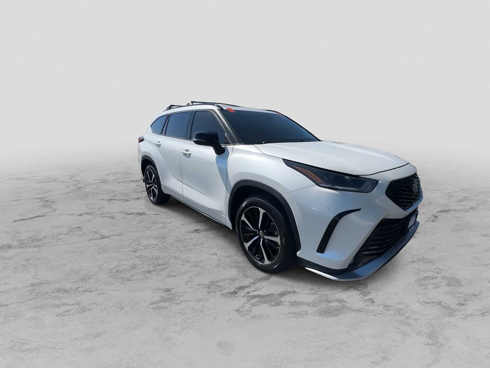 2021 Toyota Highlander XSE photo 2