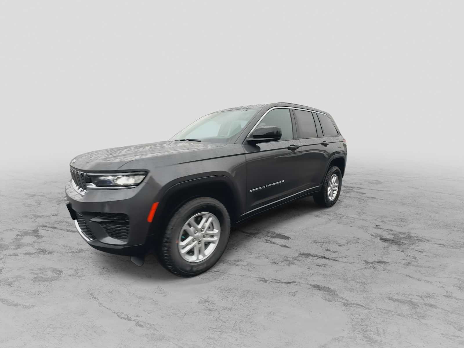 Thumbnail: 2025 Jeep Grand Cherokee - 4