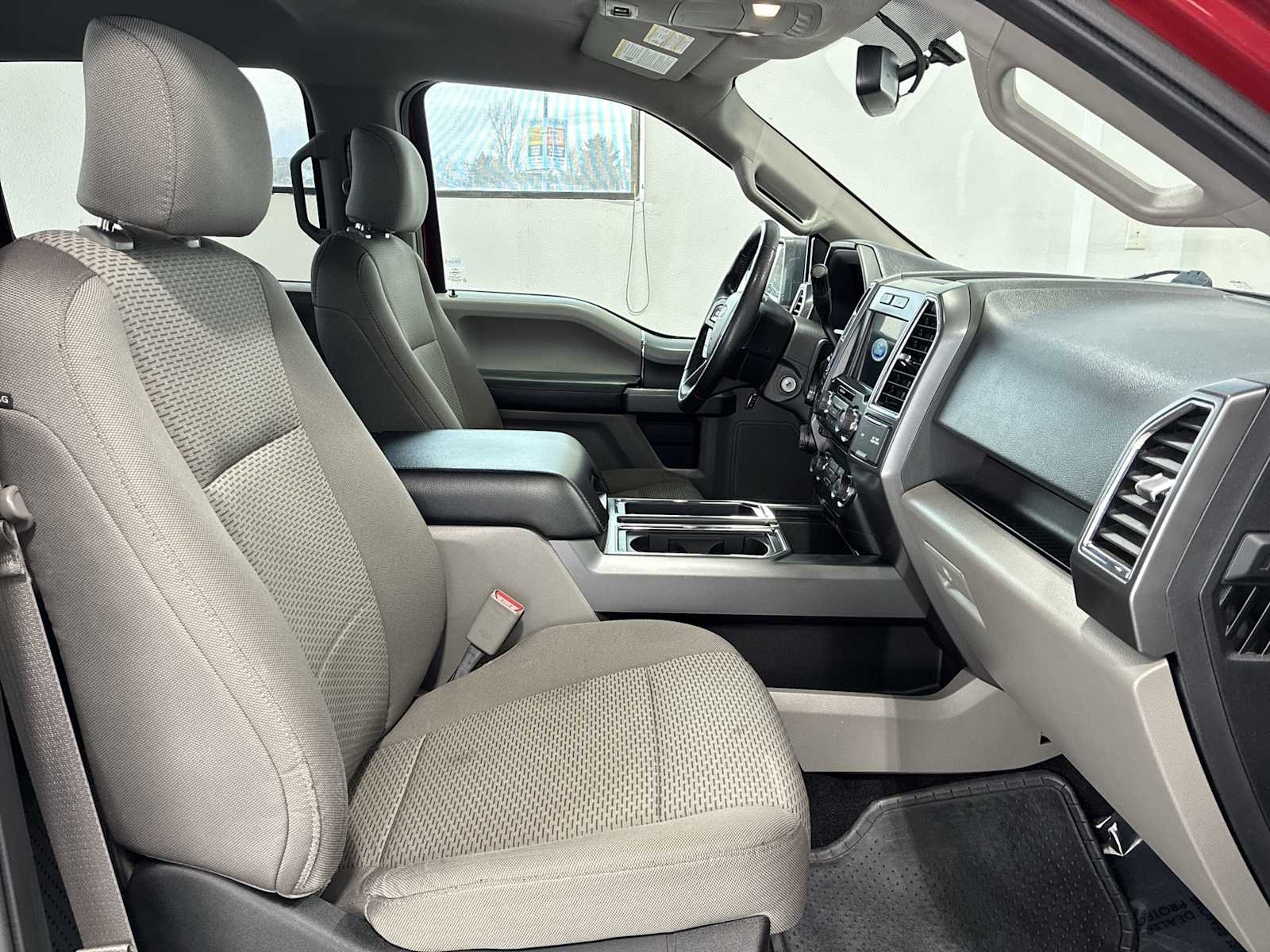 Thumbnail: 2016 Ford F-150 - 24