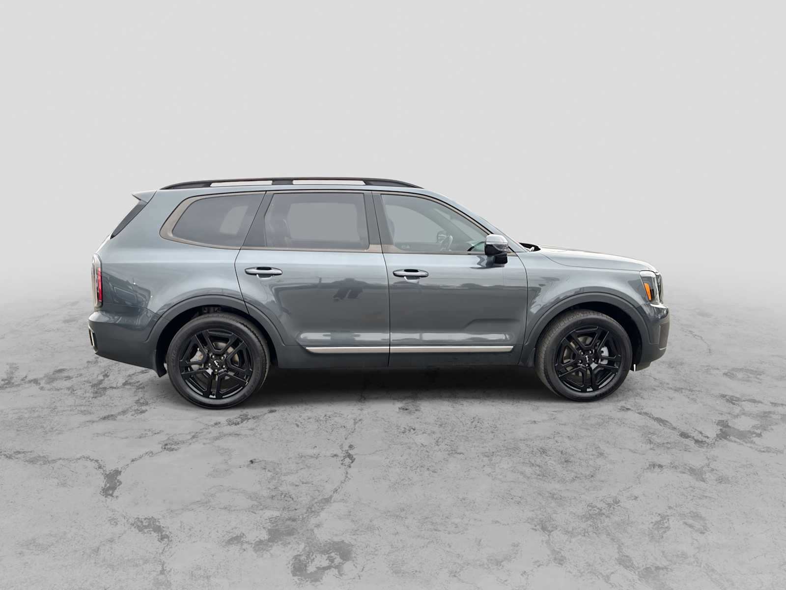 Thumbnail: 2023 Kia Telluride - 9