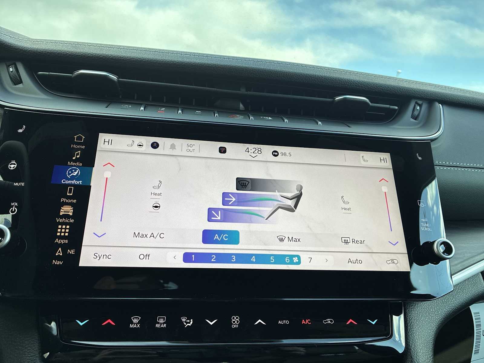 Thumbnail: 2026 Jeep Grand Cherokee - 16