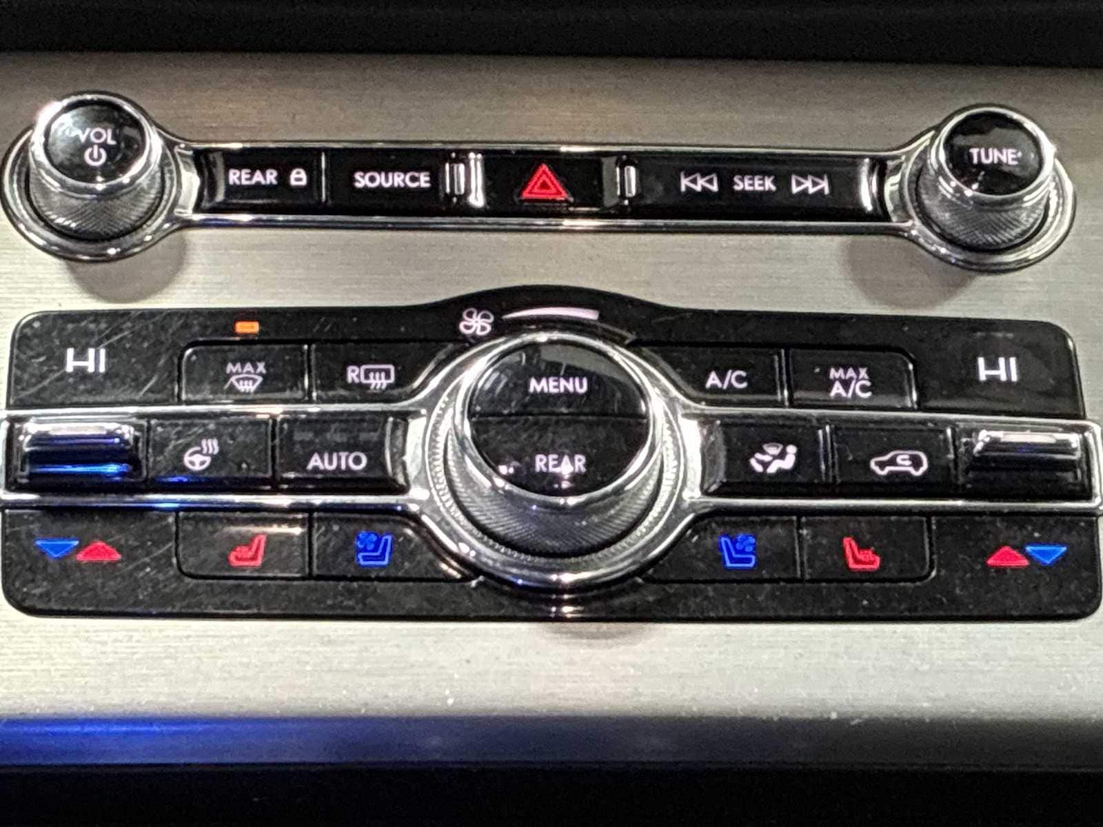 Thumbnail: 2020 Lincoln Aviator - 17