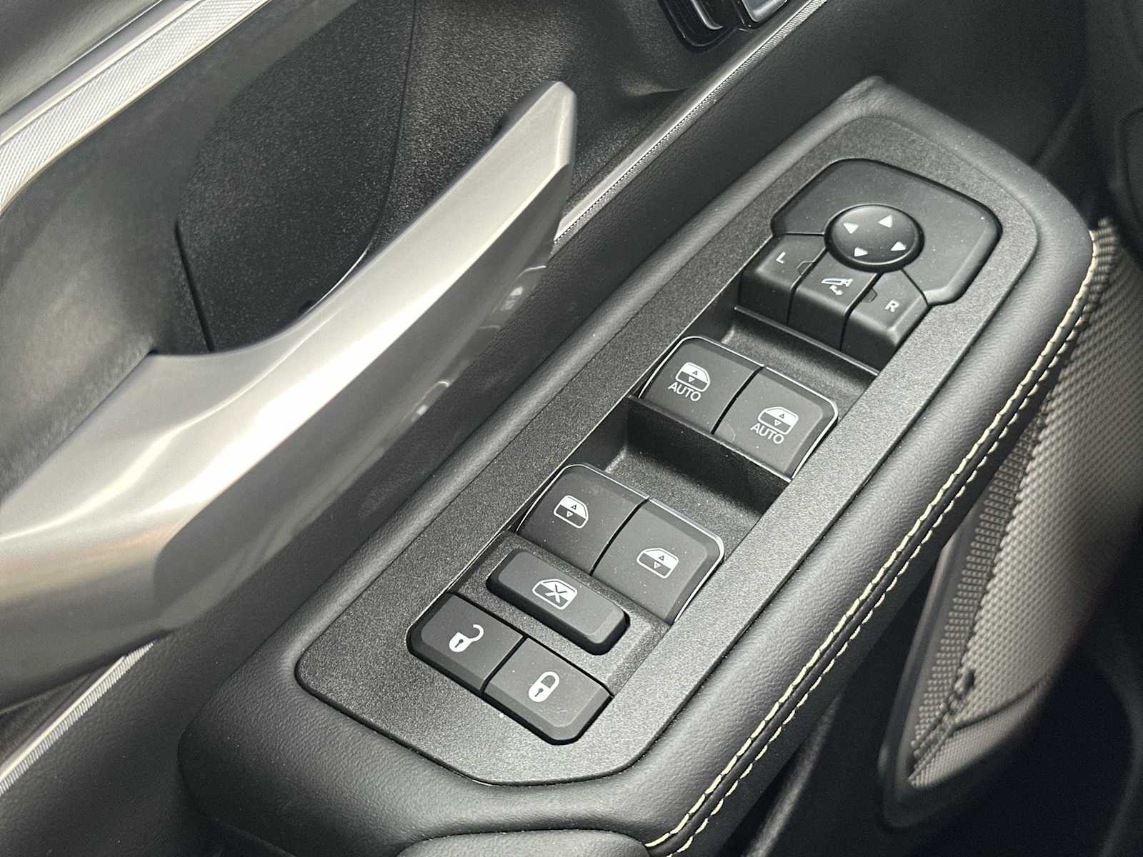 Thumbnail: 2026 RAM 1500 - 15