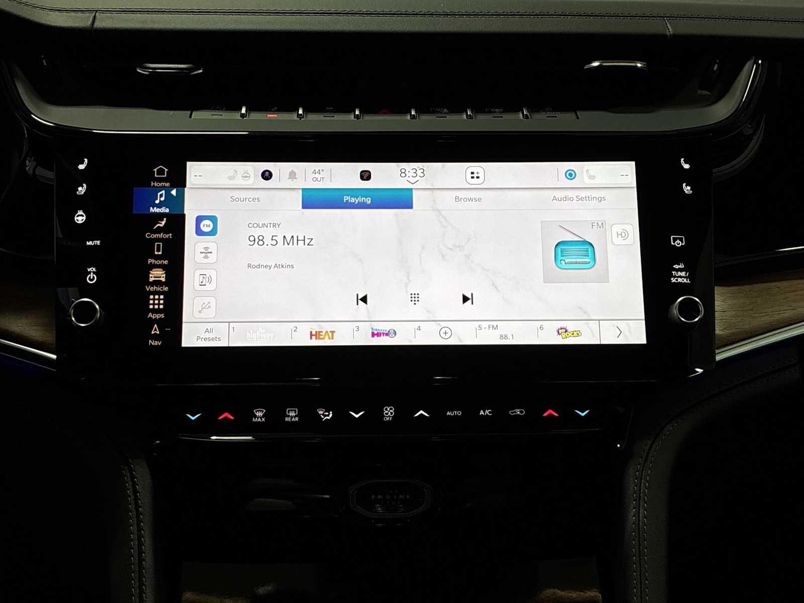 Thumbnail: 2026 Jeep Grand Cherokee - 12