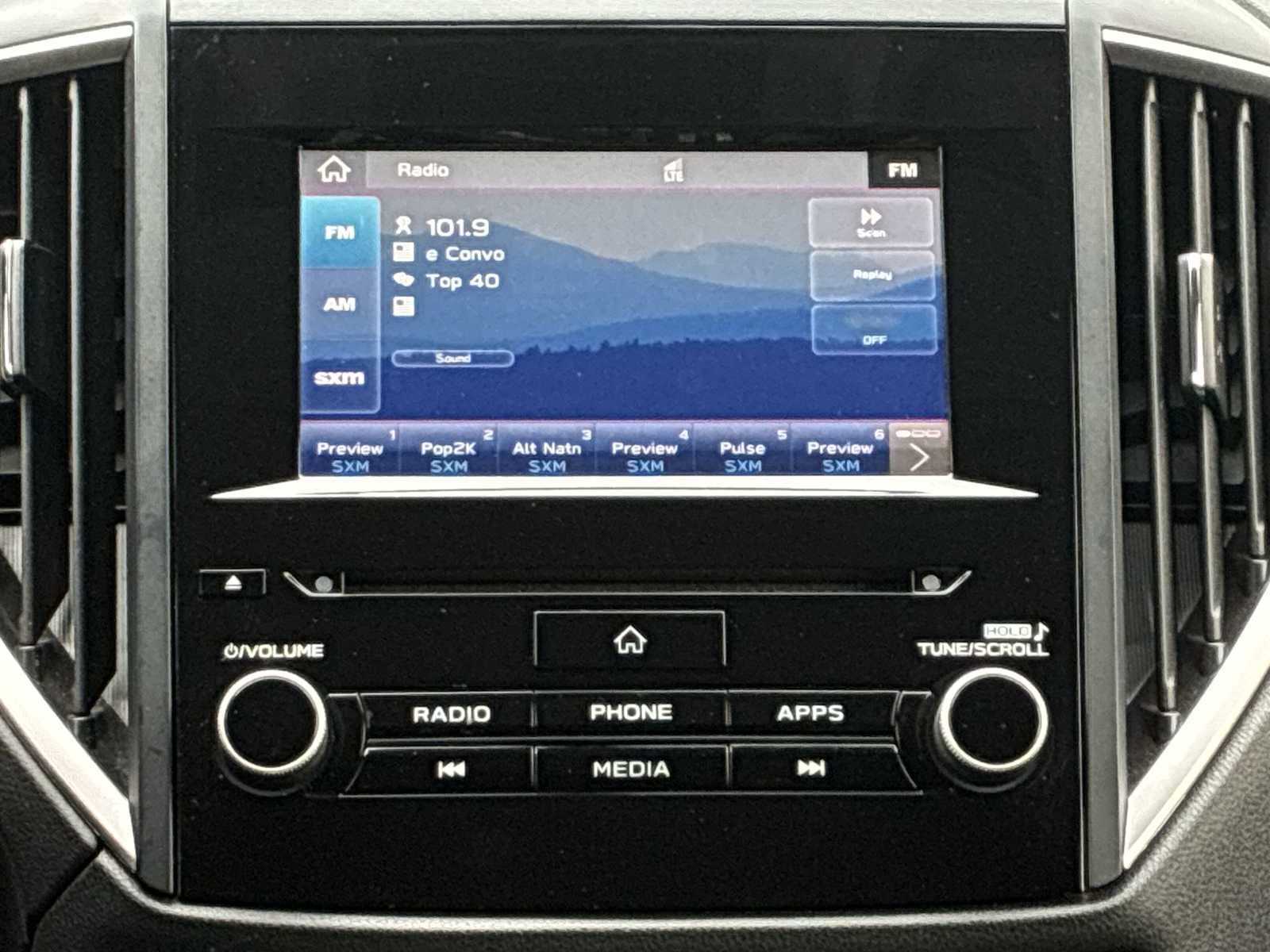 Thumbnail: 2022 Subaru Forester - 12