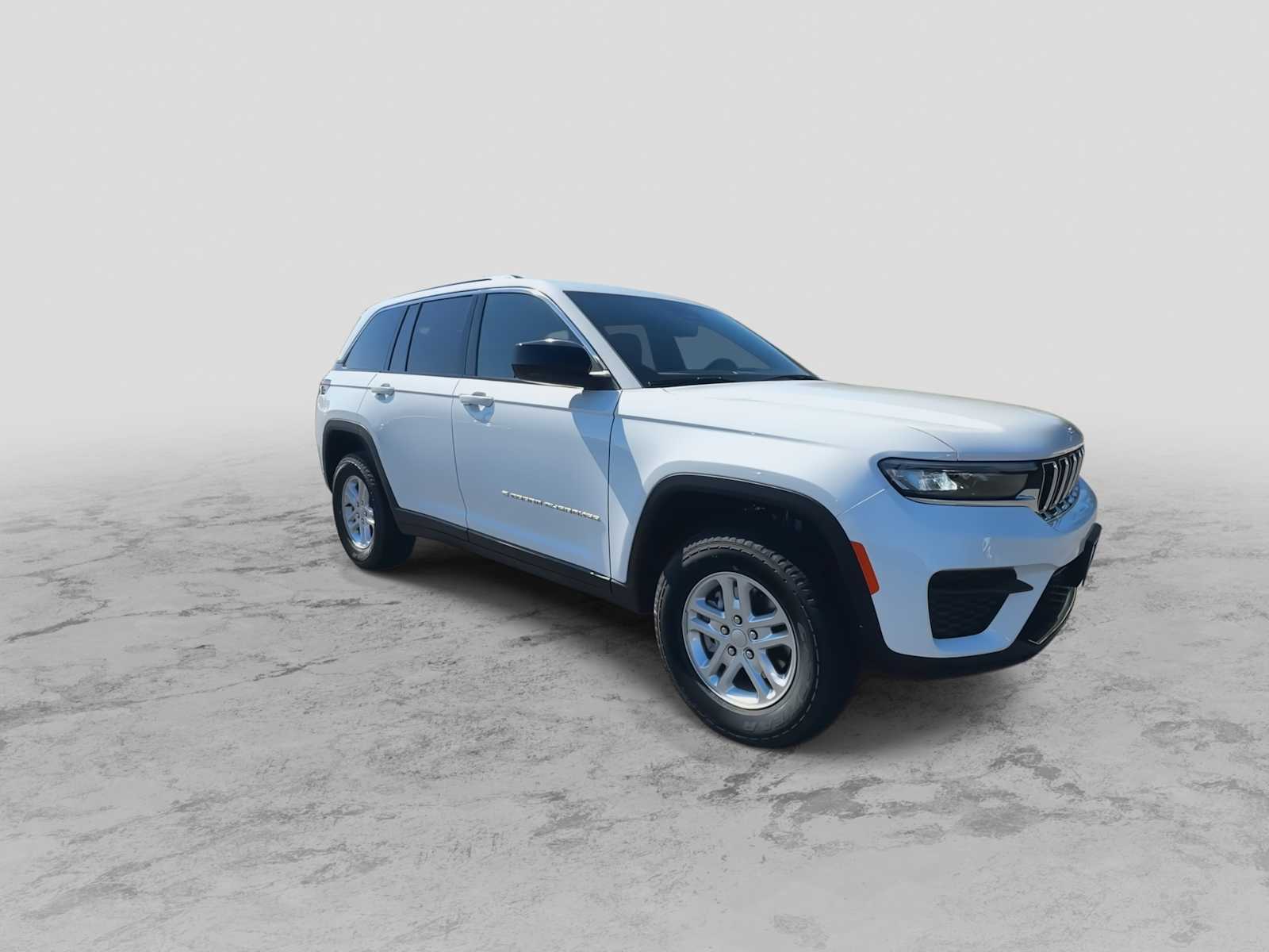 Thumbnail: 2025 Jeep Grand Cherokee - 2