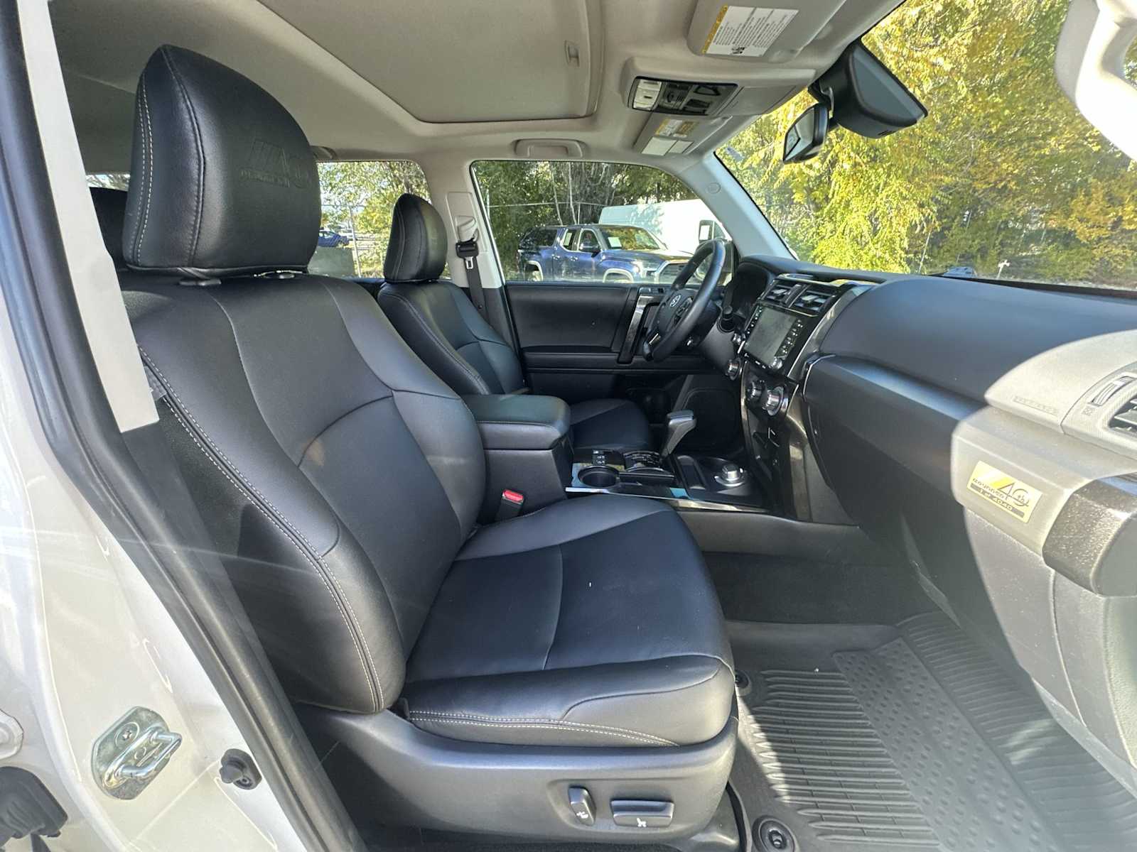 Thumbnail: 2023 Toyota 4Runner - 25