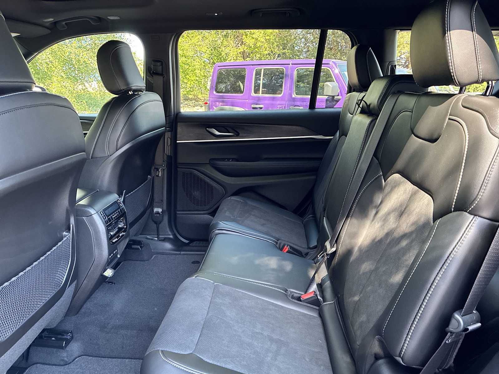 Thumbnail: 2026 Jeep Grand Cherokee - 25