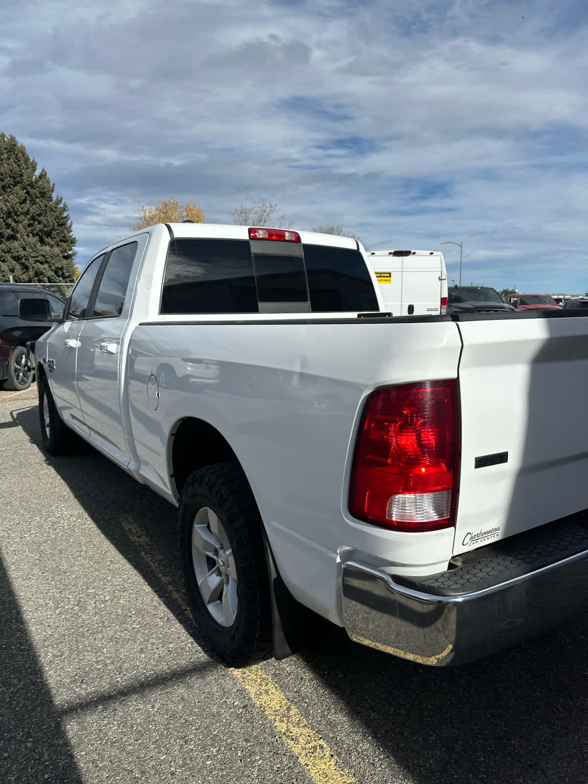 2019 Ram 1500 Classic SLT photo 3