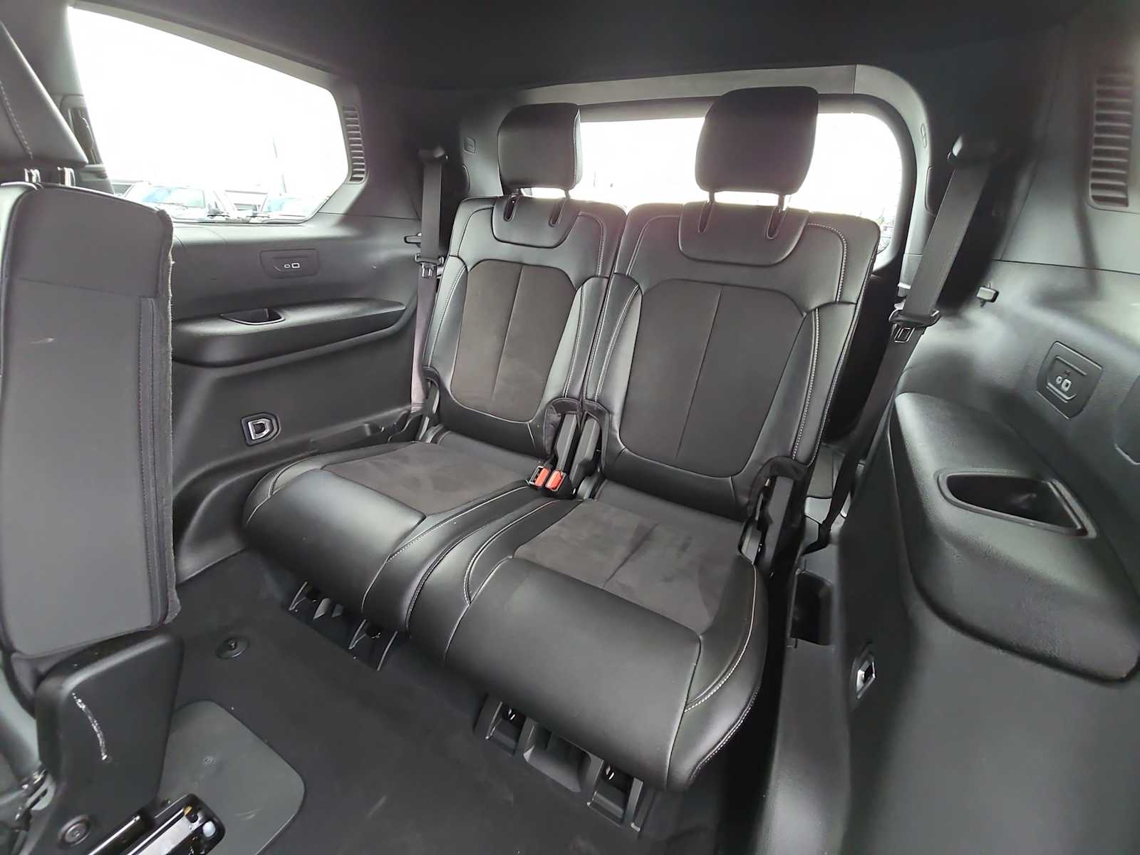 Thumbnail: 2023 Jeep Grand Cherokee - 23