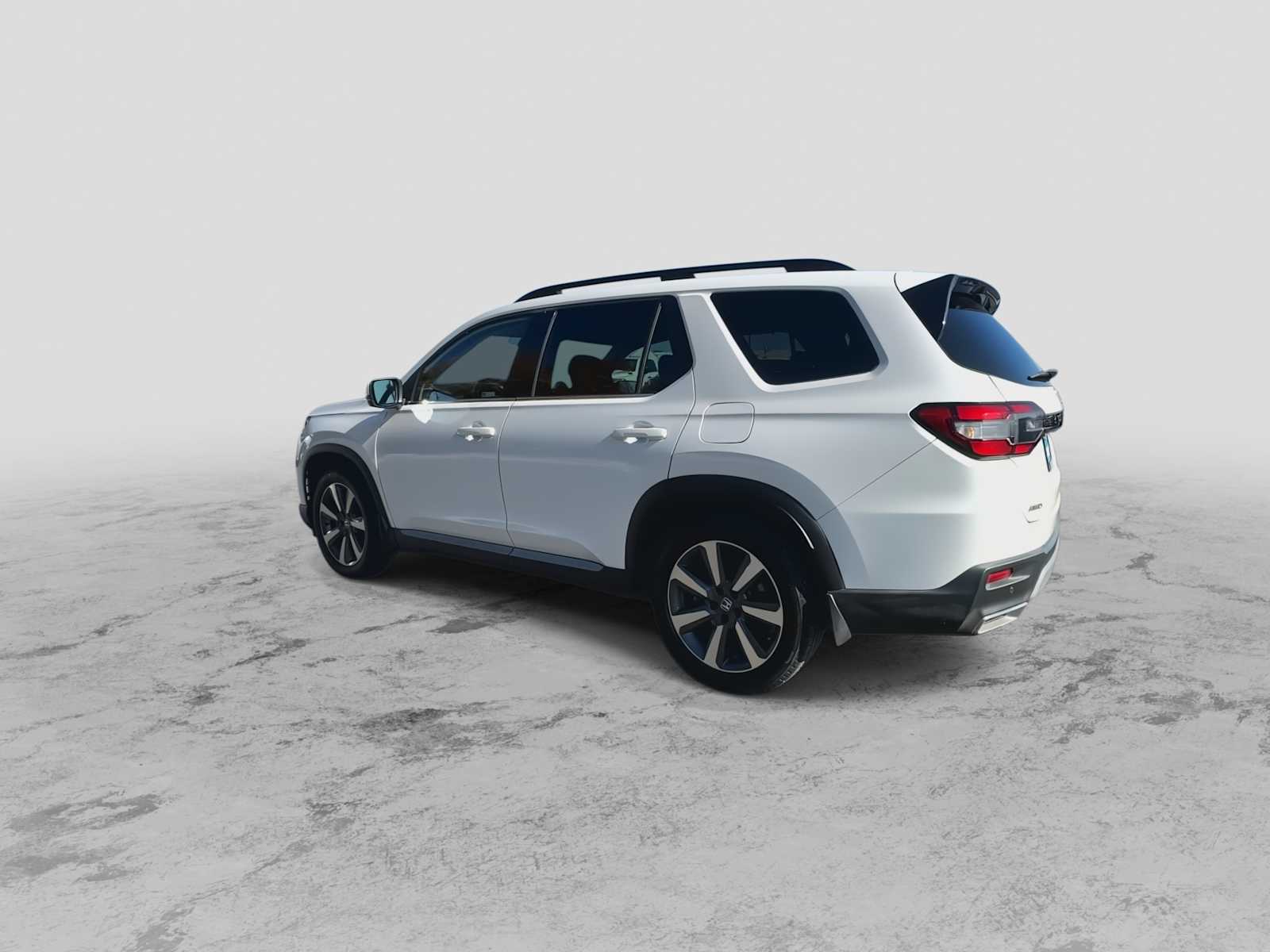 Thumbnail: 2023 Honda Pilot - 6