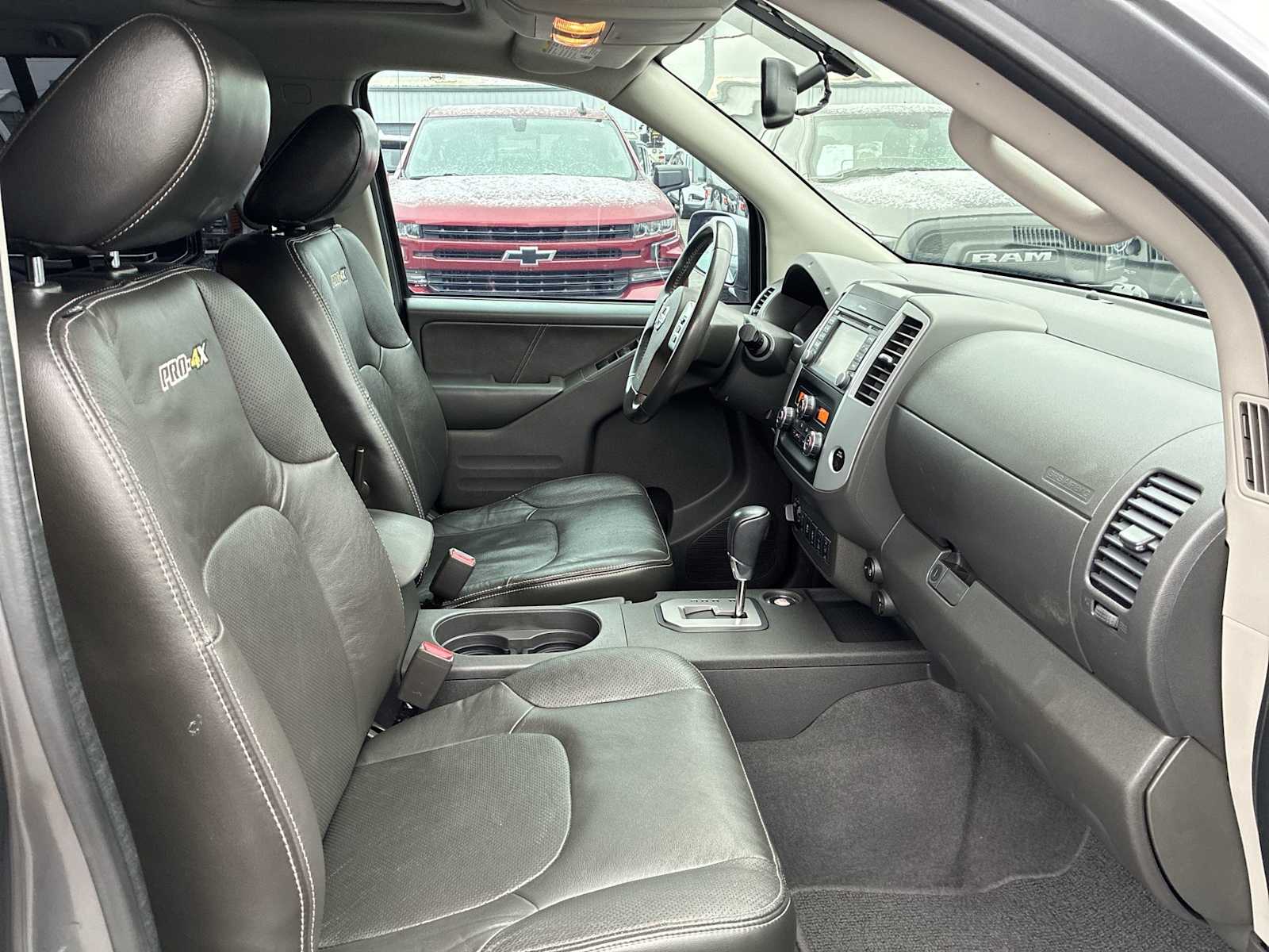 Thumbnail: 2020 Nissan Frontier - 26