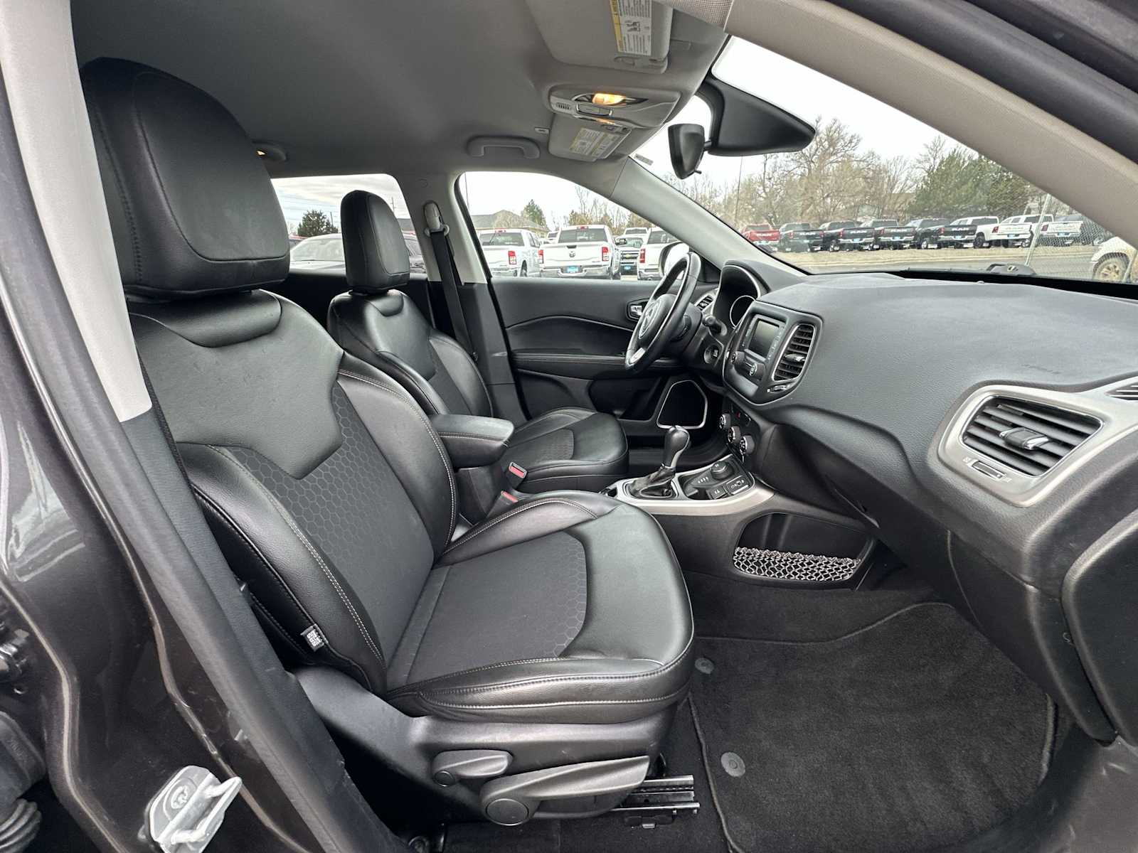 Thumbnail: 2018 Jeep Compass - 23