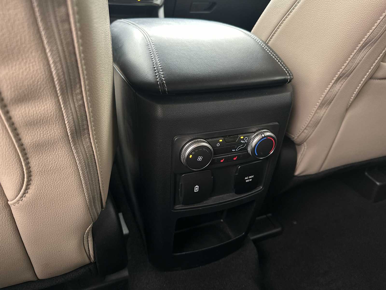 Thumbnail: 2021 Ford Explorer - 21