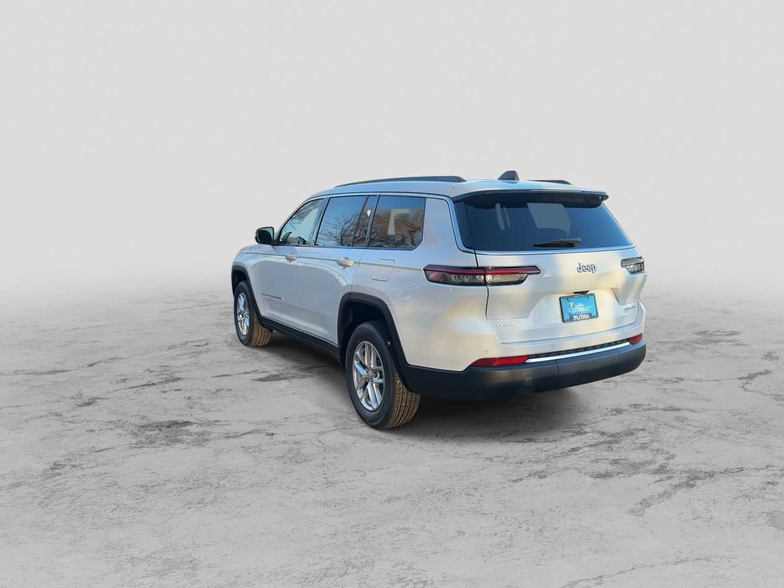 Thumbnail: 2025 Jeep Grand Cherokee - 6