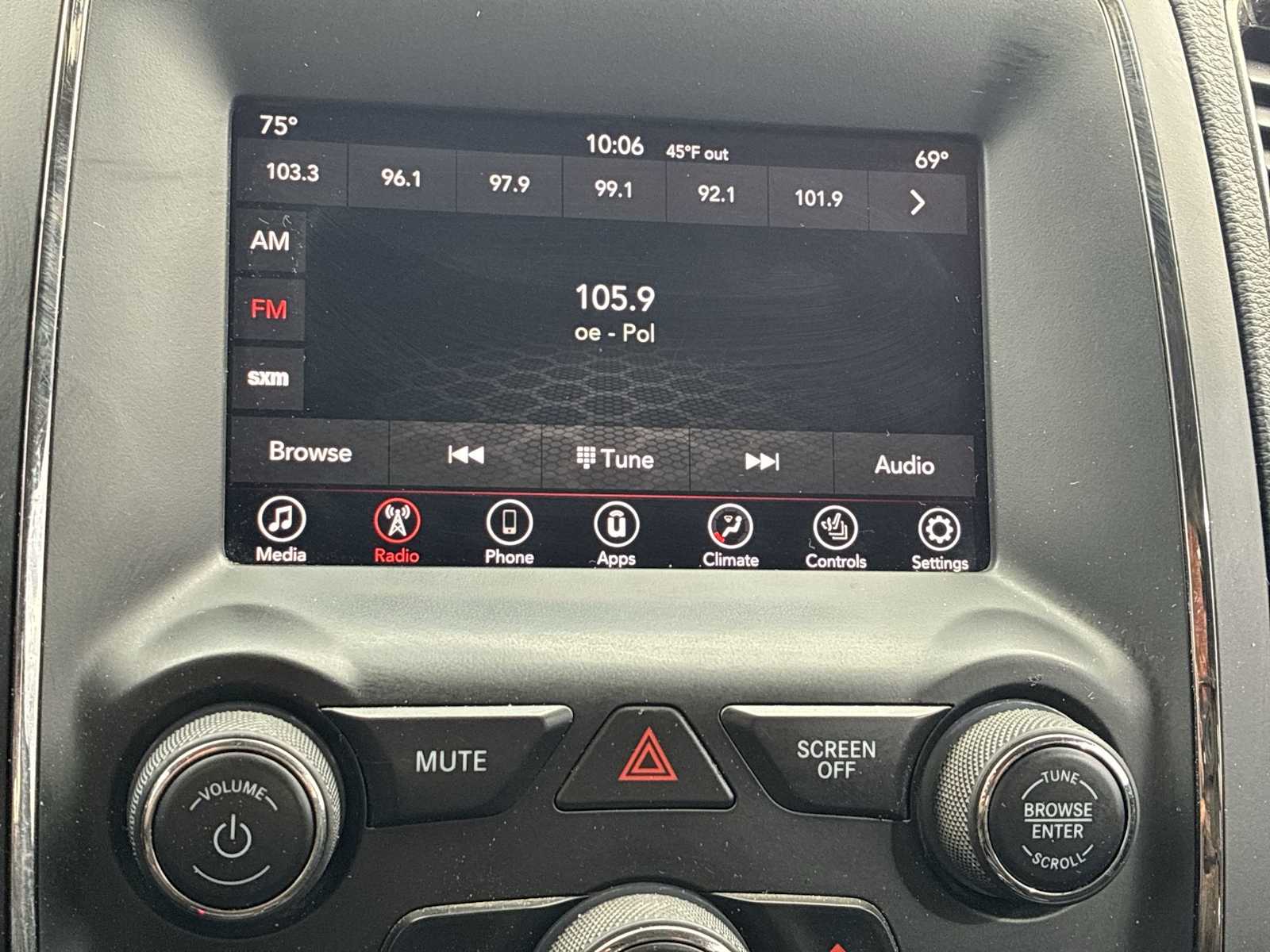 Thumbnail: 2018 Dodge Durango - 12