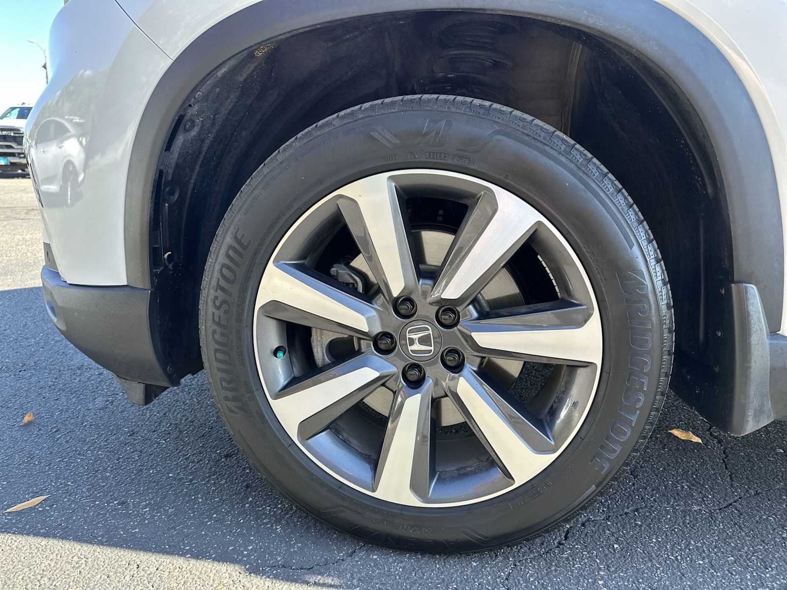 Thumbnail: 2023 Honda Pilot - 18