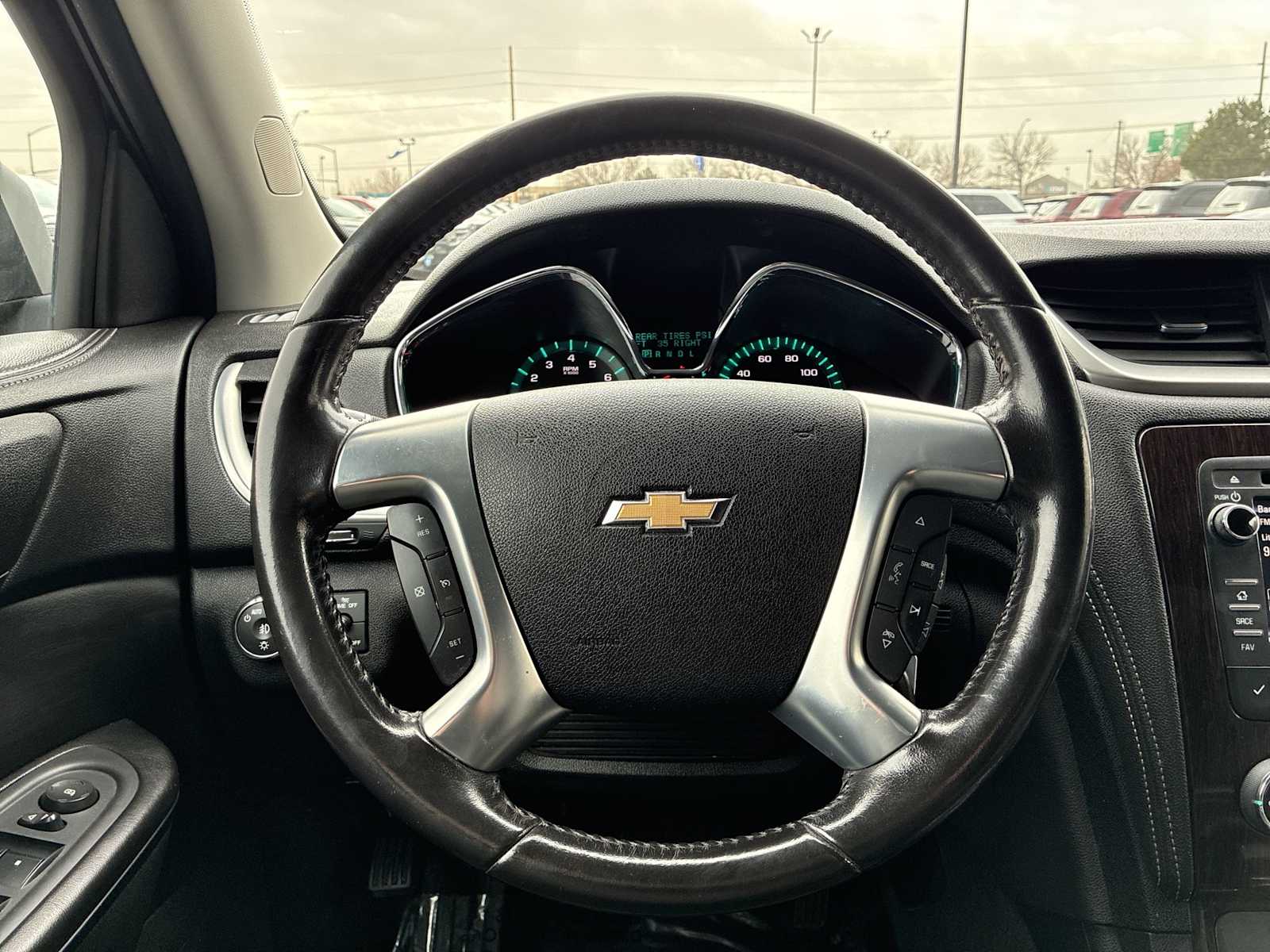 Thumbnail: 2017 Chevrolet Traverse - 11