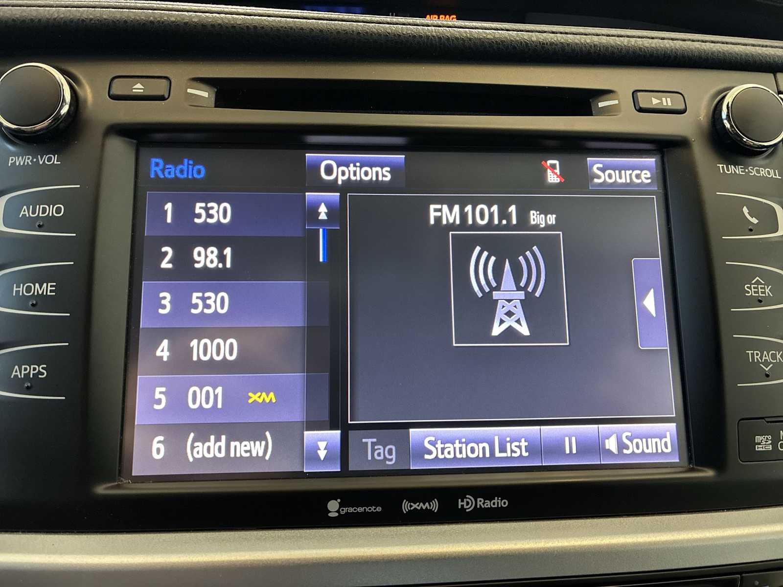 Thumbnail: 2019 Toyota Highlander - 12