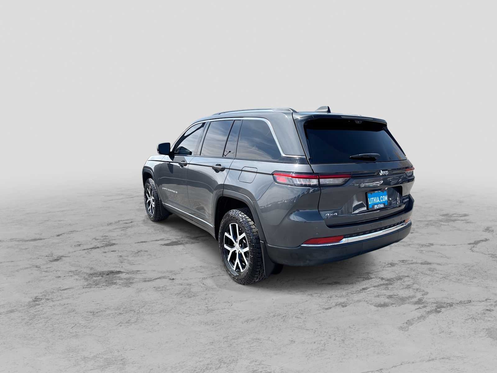 Thumbnail: 2023 Jeep Grand Cherokee - 6