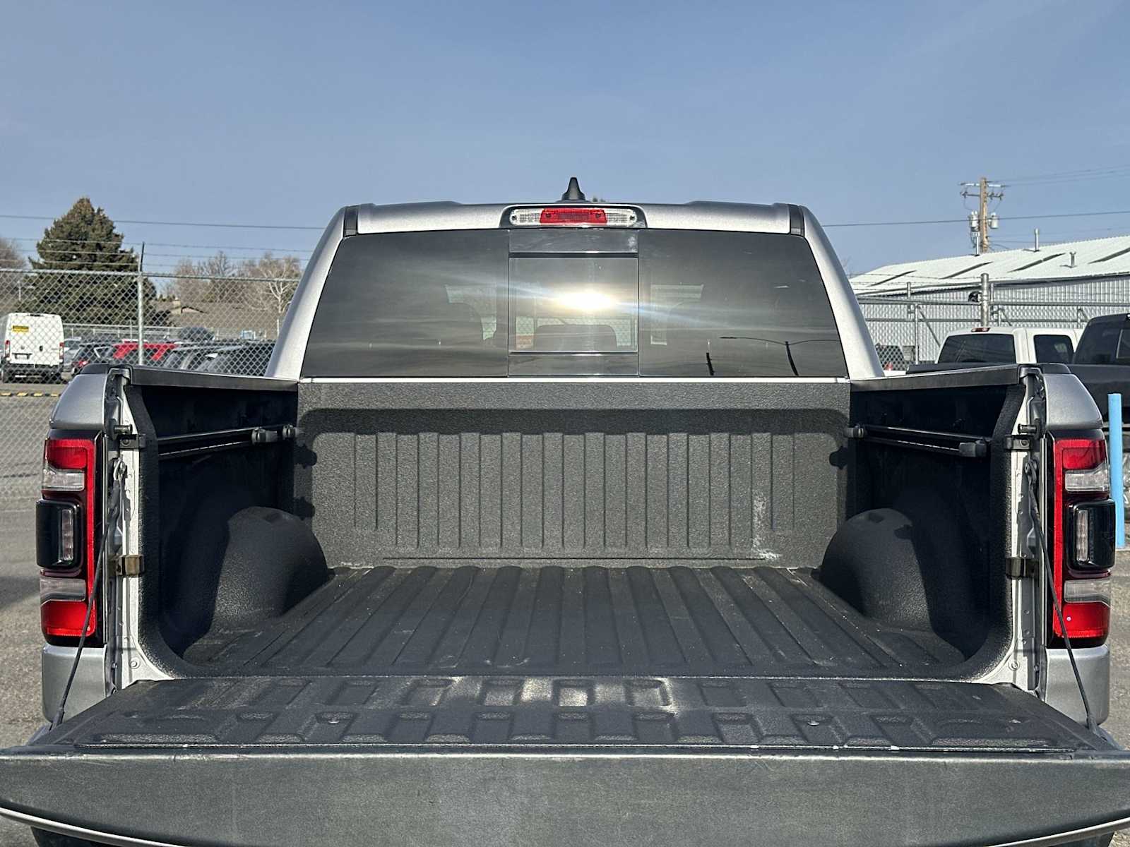 Thumbnail: 2021 RAM 1500 - 19