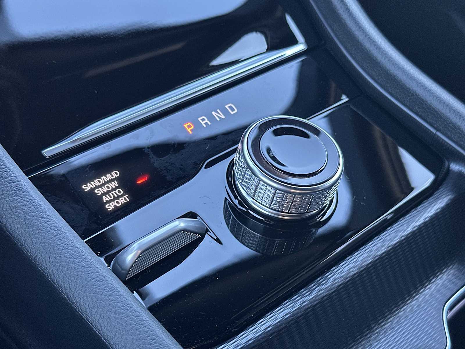 Thumbnail: 2025 Jeep Grand Cherokee - 21