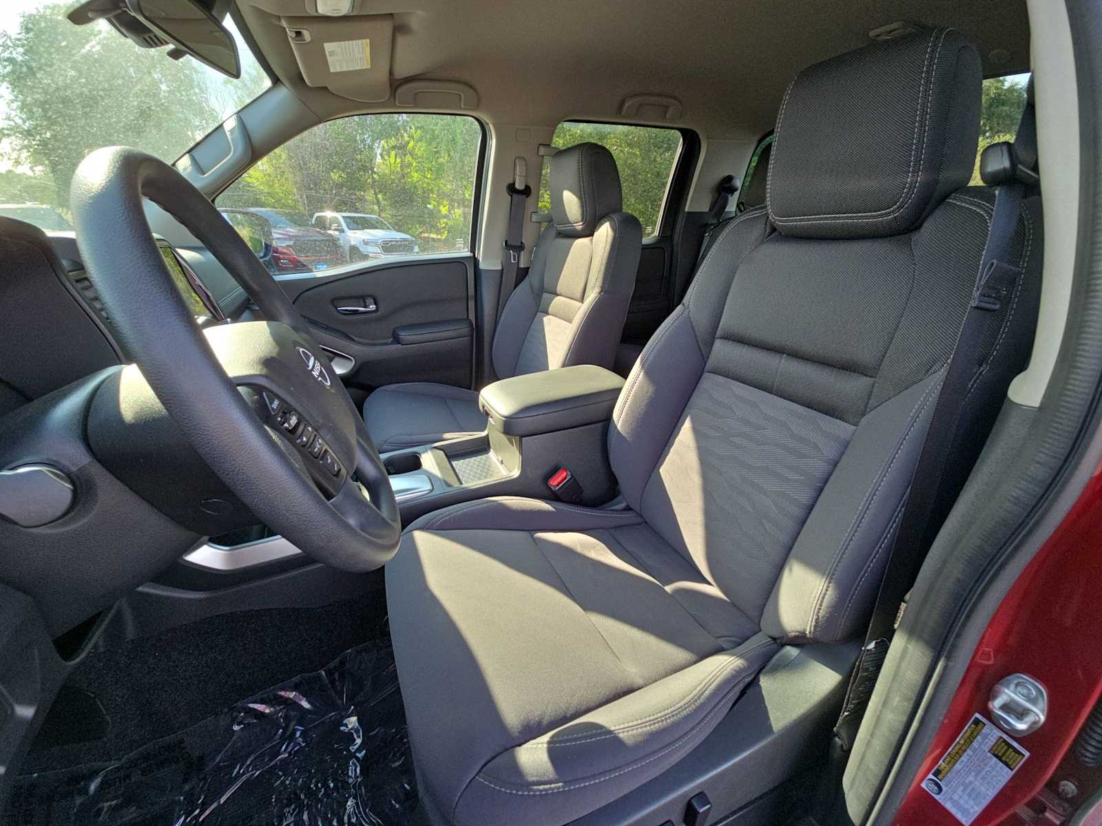 Thumbnail: 2023 Nissan Frontier - 13