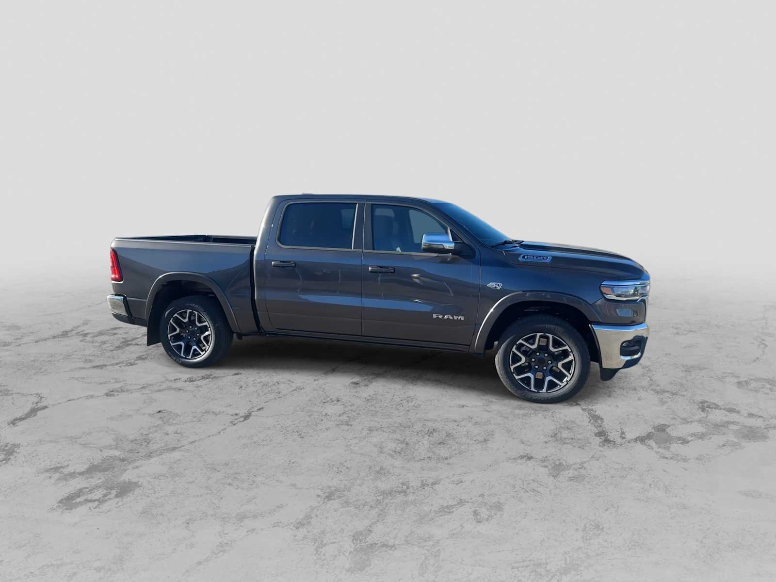 Thumbnail: 2026 RAM 1500 - 9