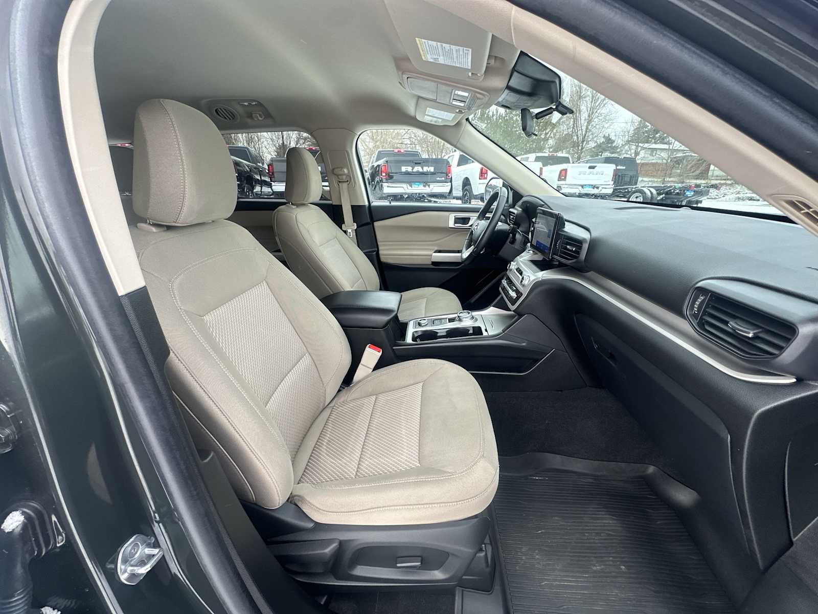 Thumbnail: 2023 Ford Explorer - 24