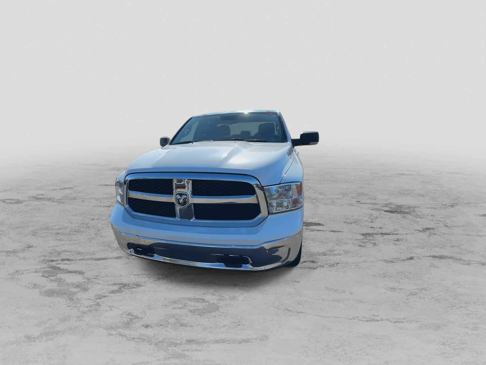 Thumbnail: 2022 RAM 1500 Classic - 3