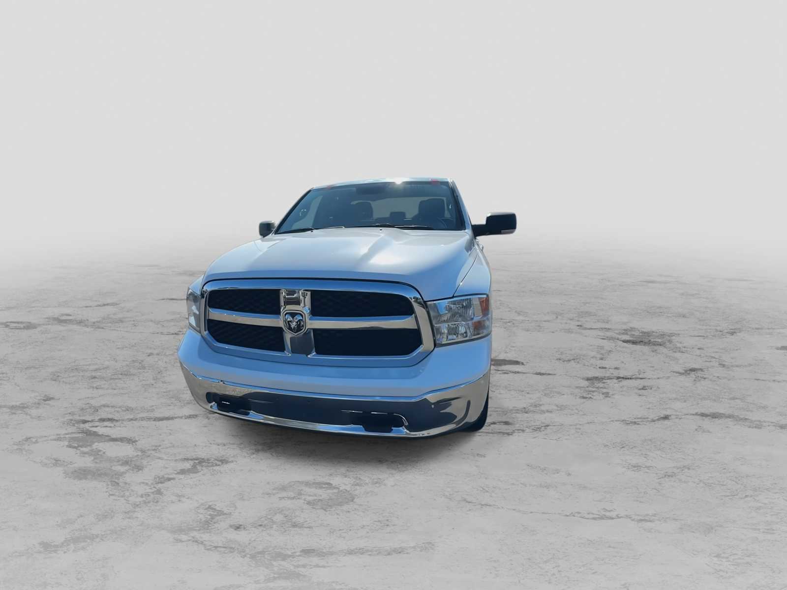 2022 Ram 1500 Classic SLT photo 3
