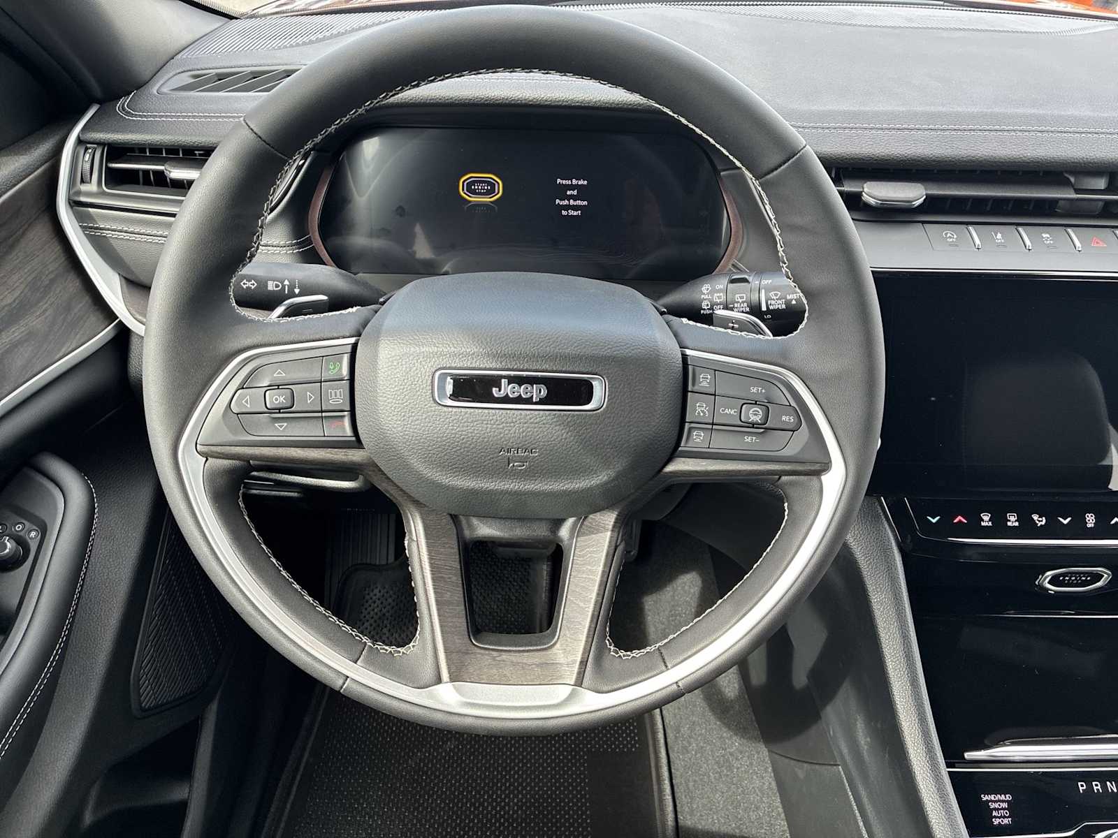 Thumbnail: 2026 Jeep Grand Cherokee - 11