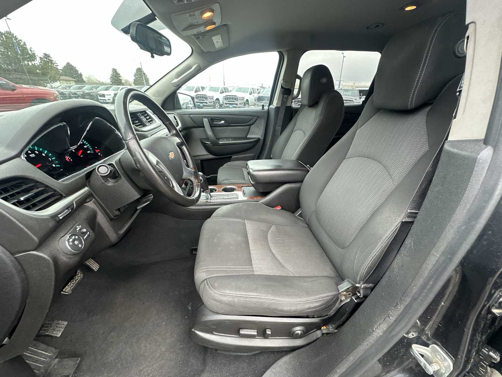 Thumbnail: 2014 Chevrolet Traverse - 13