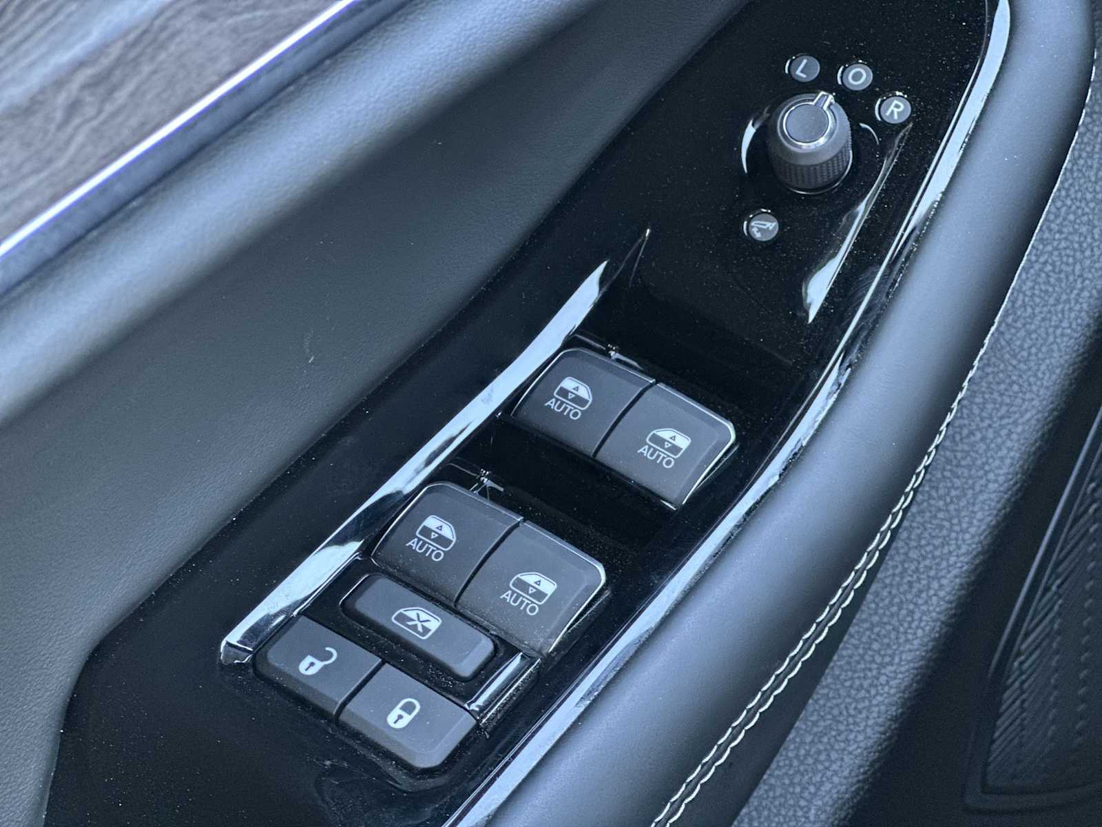 Thumbnail: 2025 Jeep Grand Cherokee - 15