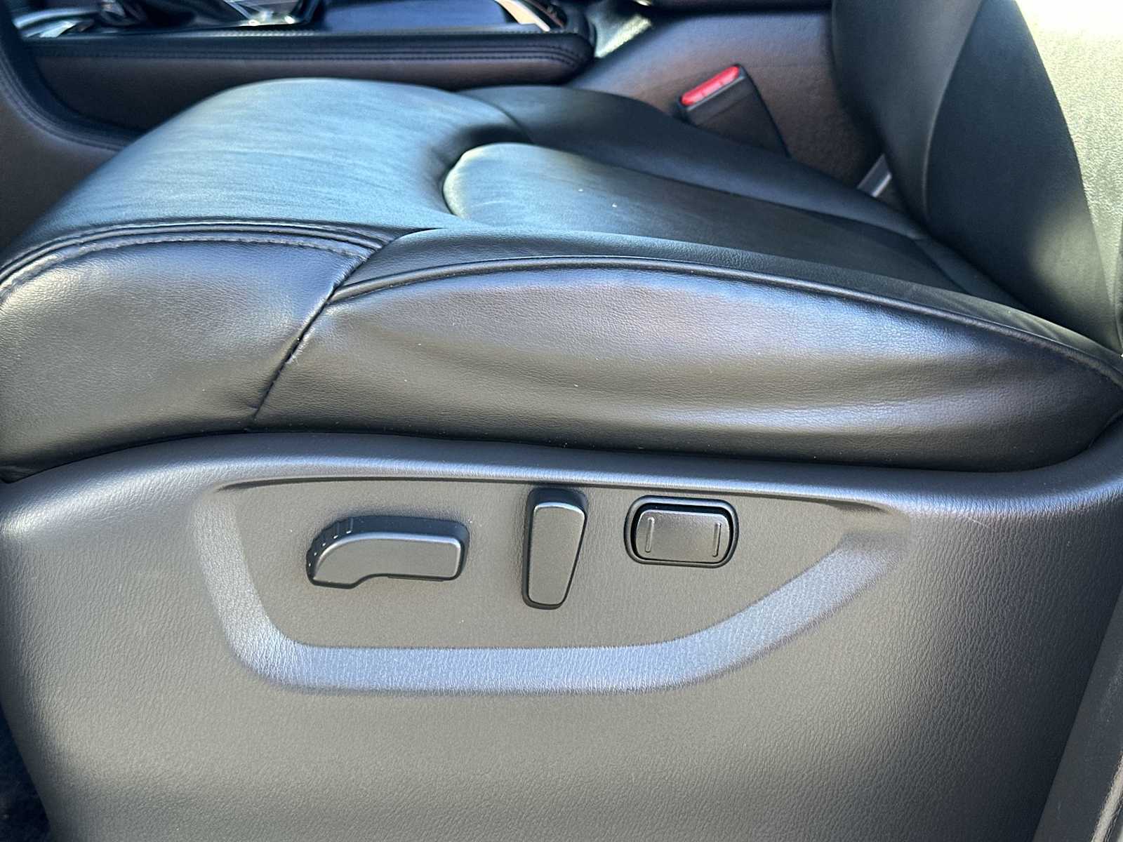 Thumbnail: 2021 Nissan Armada - 14