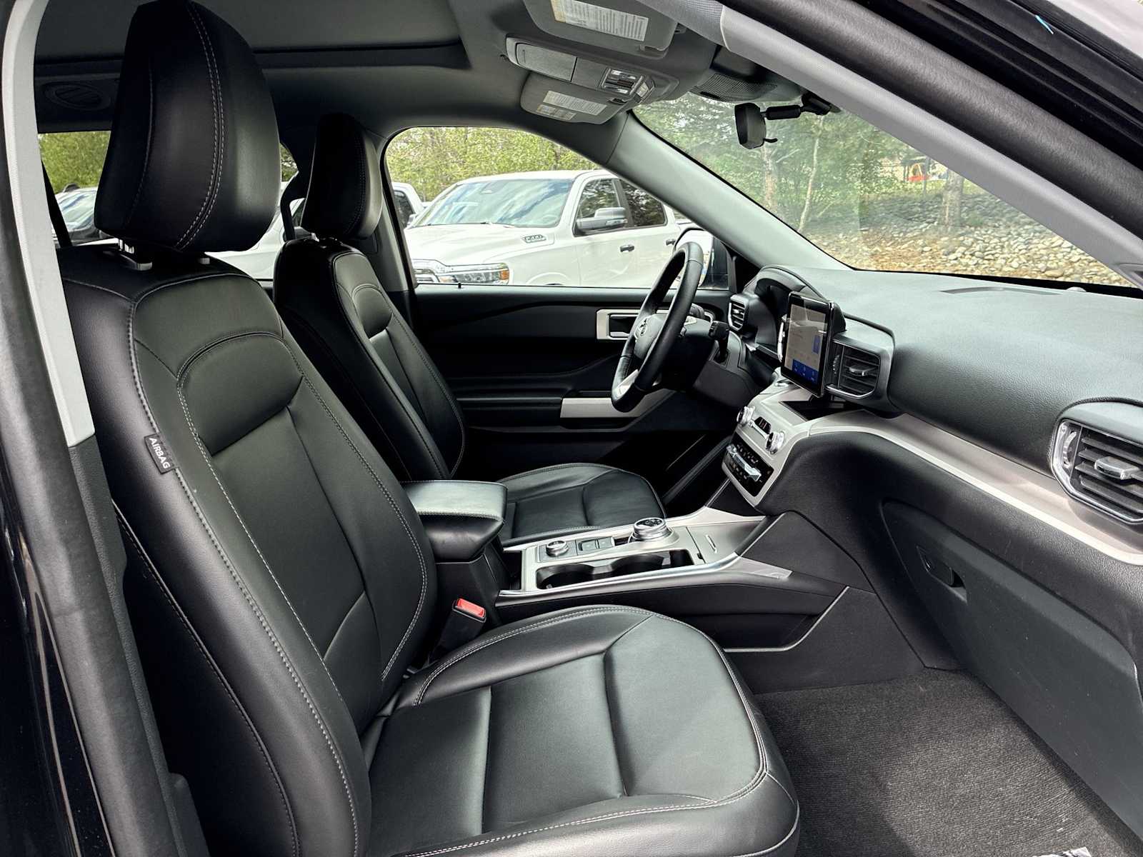 Thumbnail: 2024 Ford Explorer - 25