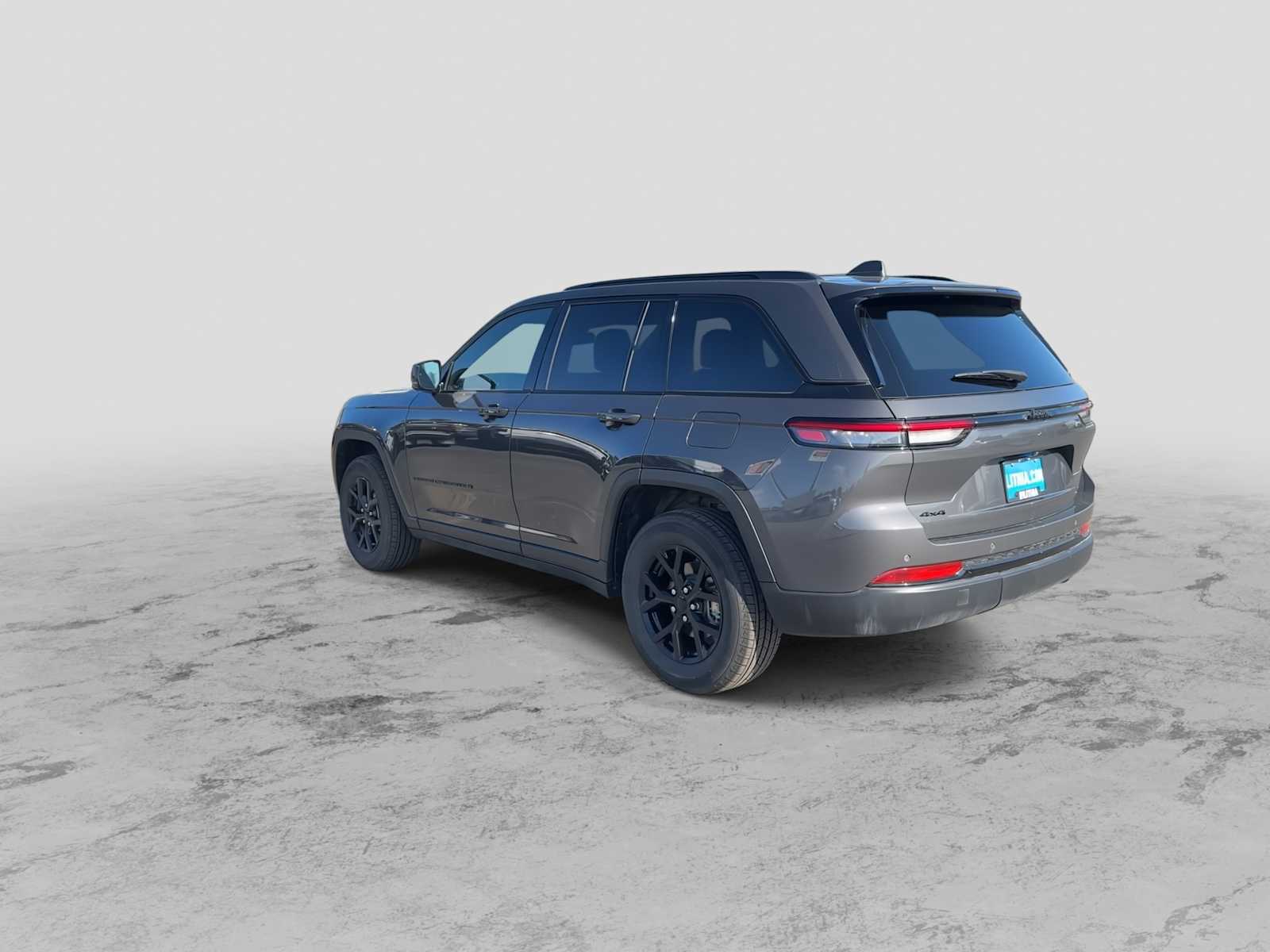 Thumbnail: 2024 Jeep Grand Cherokee - 6